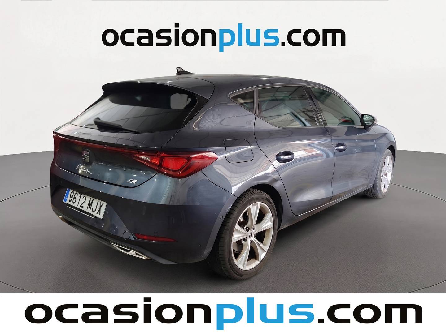 Foto trasera Seat León Seat León 1.0 eTSI S&S FR XXL ECO DSG  (110 CV) derecha