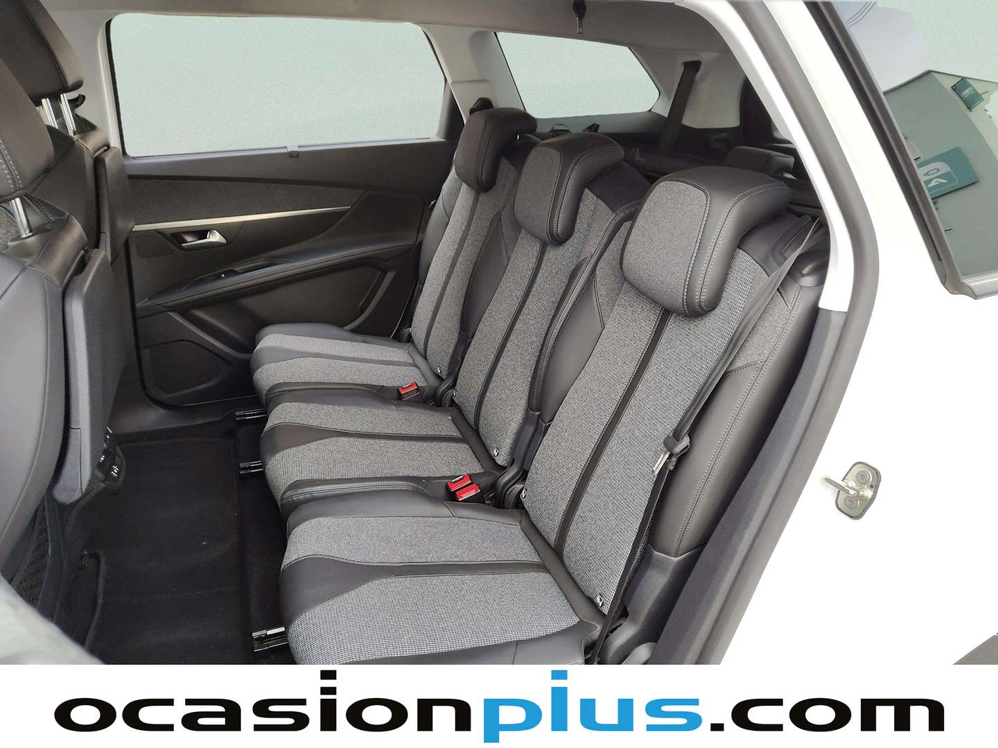 Foto asientos traseros Peugeot 5008 Peugeot 5008 BlueHDi 130 S&S Allure EAT8 (130 CV) 7 Plazas