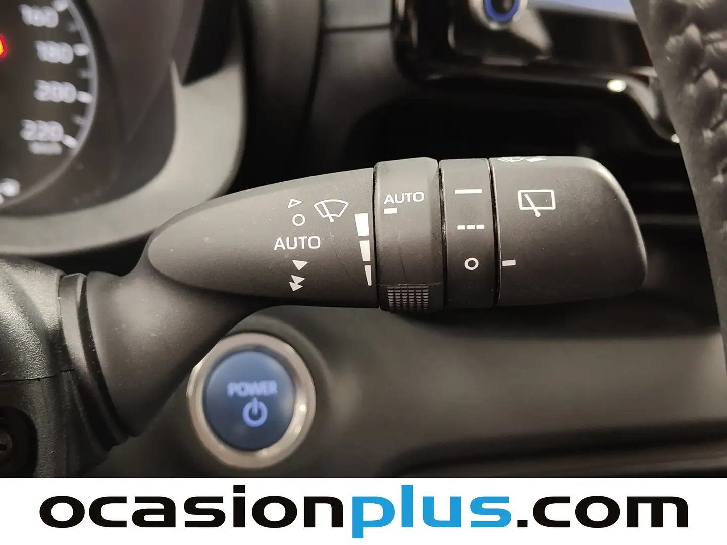 Foto Toyota Yaris Toyota Yaris 120H Business Plus (116 CV)