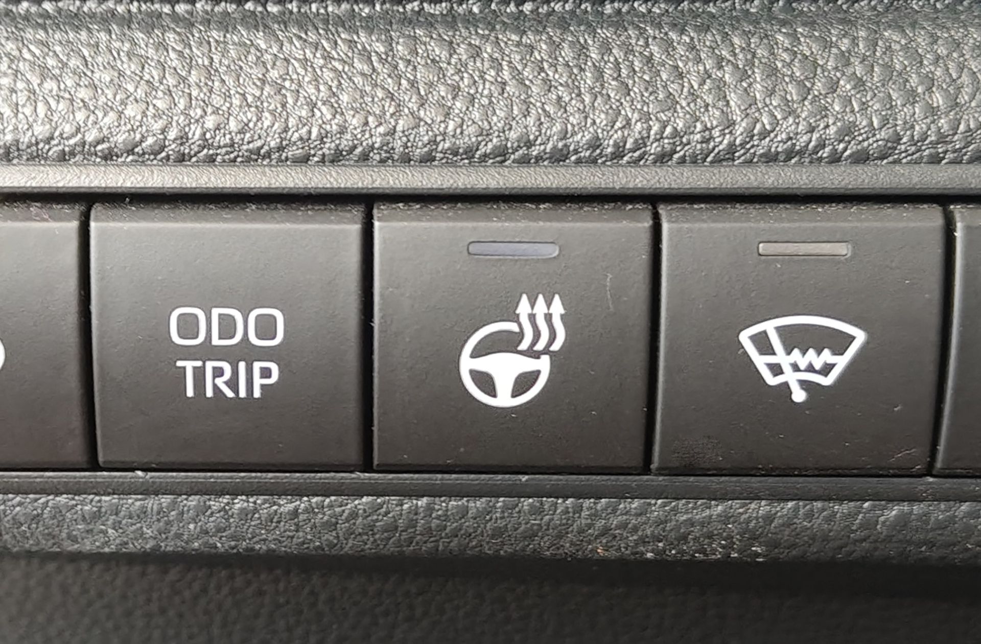 Toyota Corolla 140H Style - foto 8