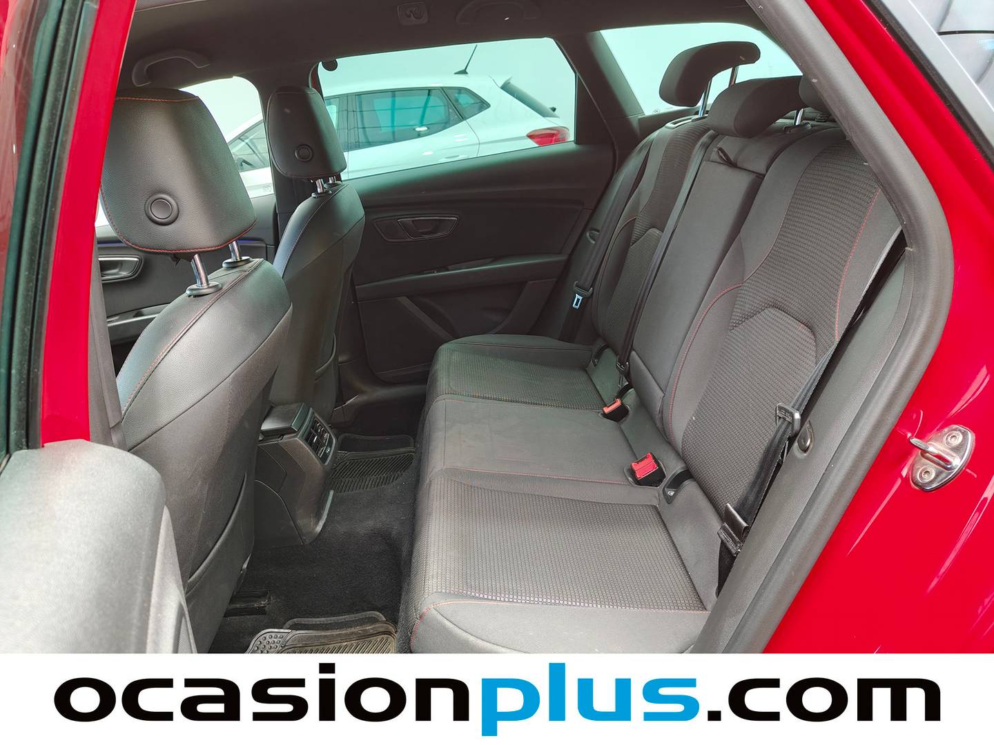 Foto asientos traseros Seat León Seat León ST León ST 1.5 EcoTSI S&S FR Edition Plus DSG (150 CV)