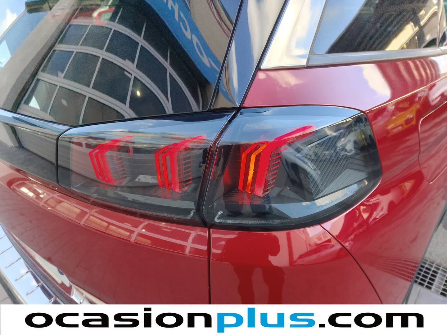 Foto Peugeot 5008 Peugeot 5008 PureTech 130 S&S Allure Pack EAT8  (130 CV)