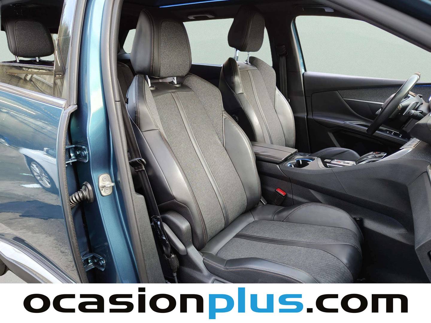 Foto Peugeot 5008 Peugeot 5008 1.6L BlueHDi GT-Line S&S EAT6 (120 CV) 7 Plazas