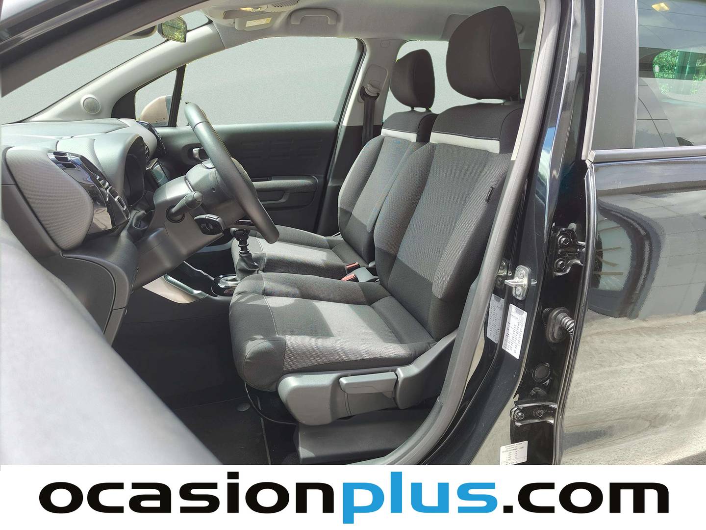 Foto asientos delanteros Citroën C3 Aircross Citroën C3 Aircross BlueHDi 110 S&S C-Series (110 CV)