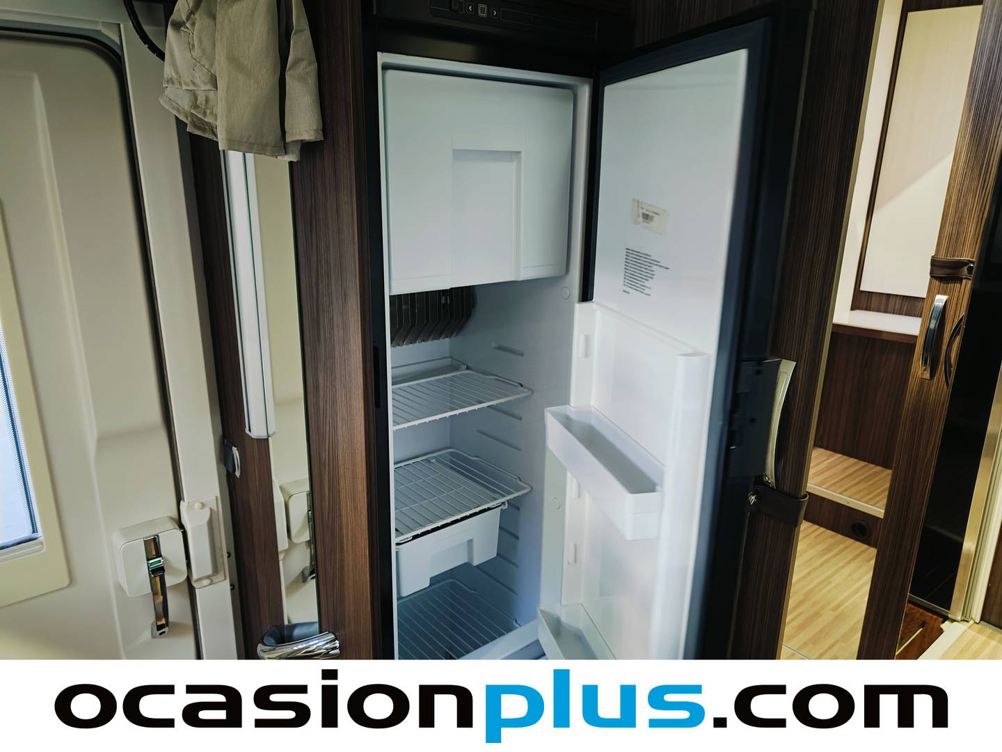 Acabados Benimar BENIVAN Benimar BENIVAN TESSORO 494 (155 CV) 5 Plazas