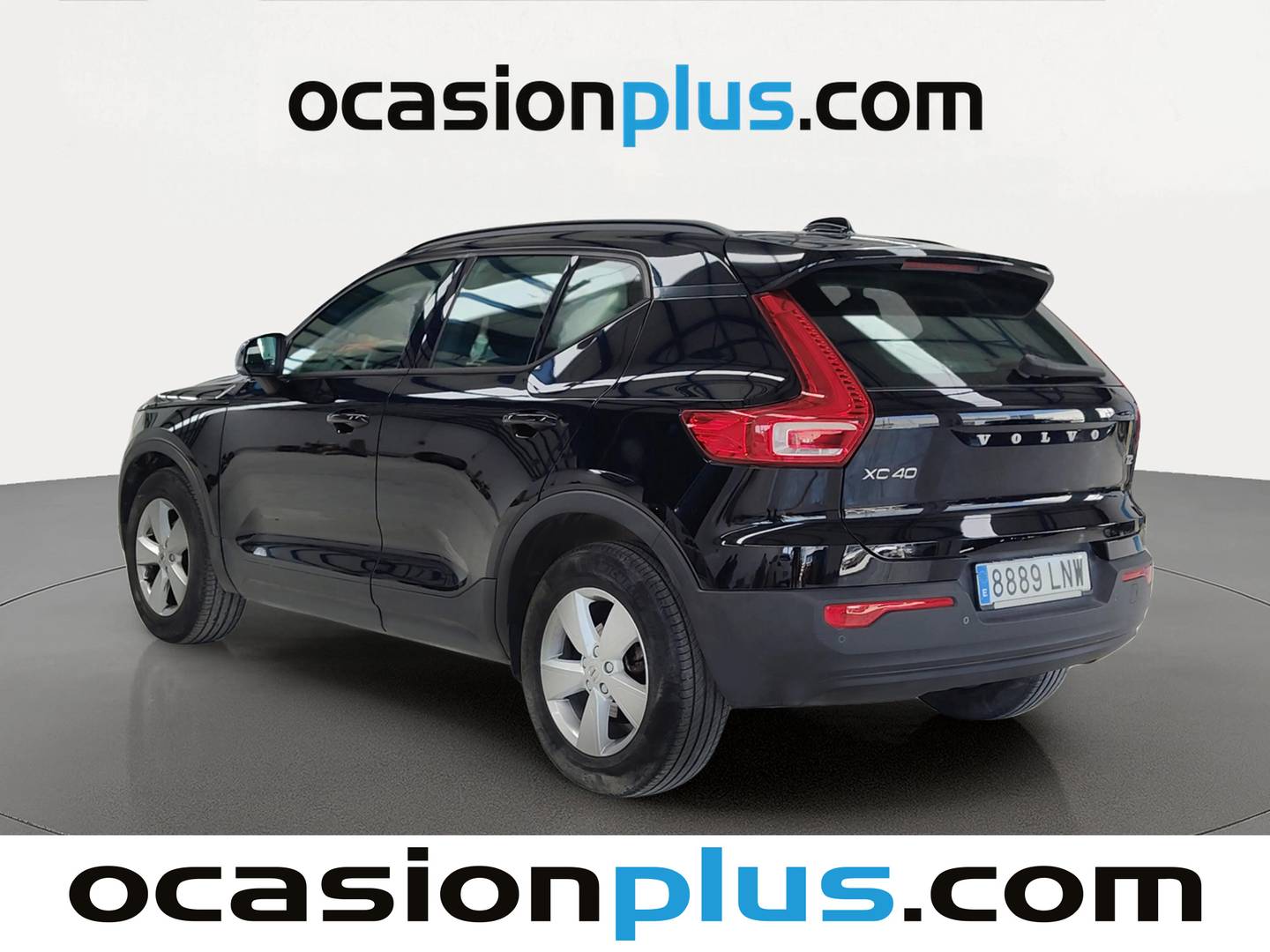 Foto trasera Volvo XC40 Volvo XC40 T2 Momentum Core (129 CV) izquierda