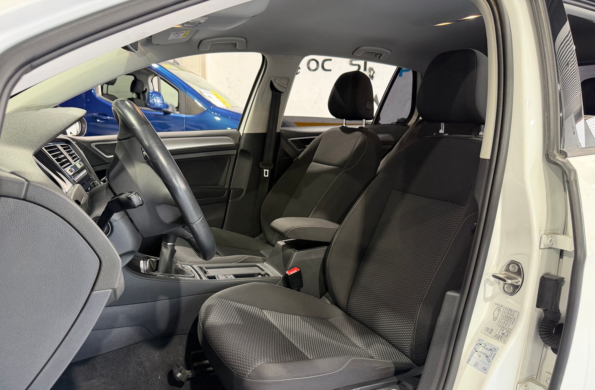 Volkswagen Golf Ready2Go 1.0 TSI - foto 10
