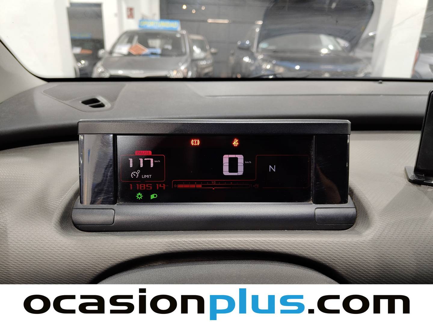 Foto Citroën C4 Cactus Citroen C4 Cactus BlueHDi 100 S&S Feel ETG6 (100 CV)