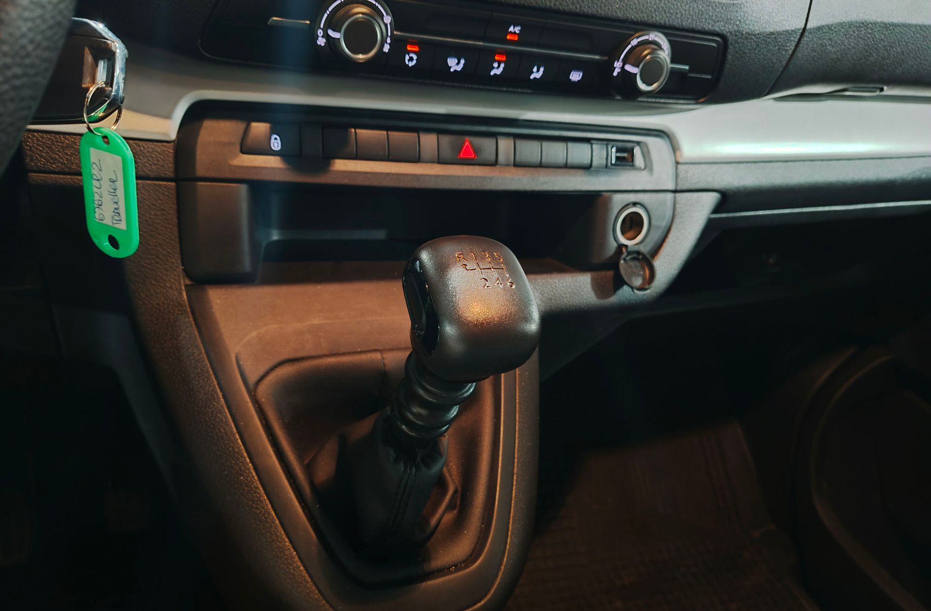 Peugeot Traveller BlueHDi 120 Business Long 9 plazas - foto 5