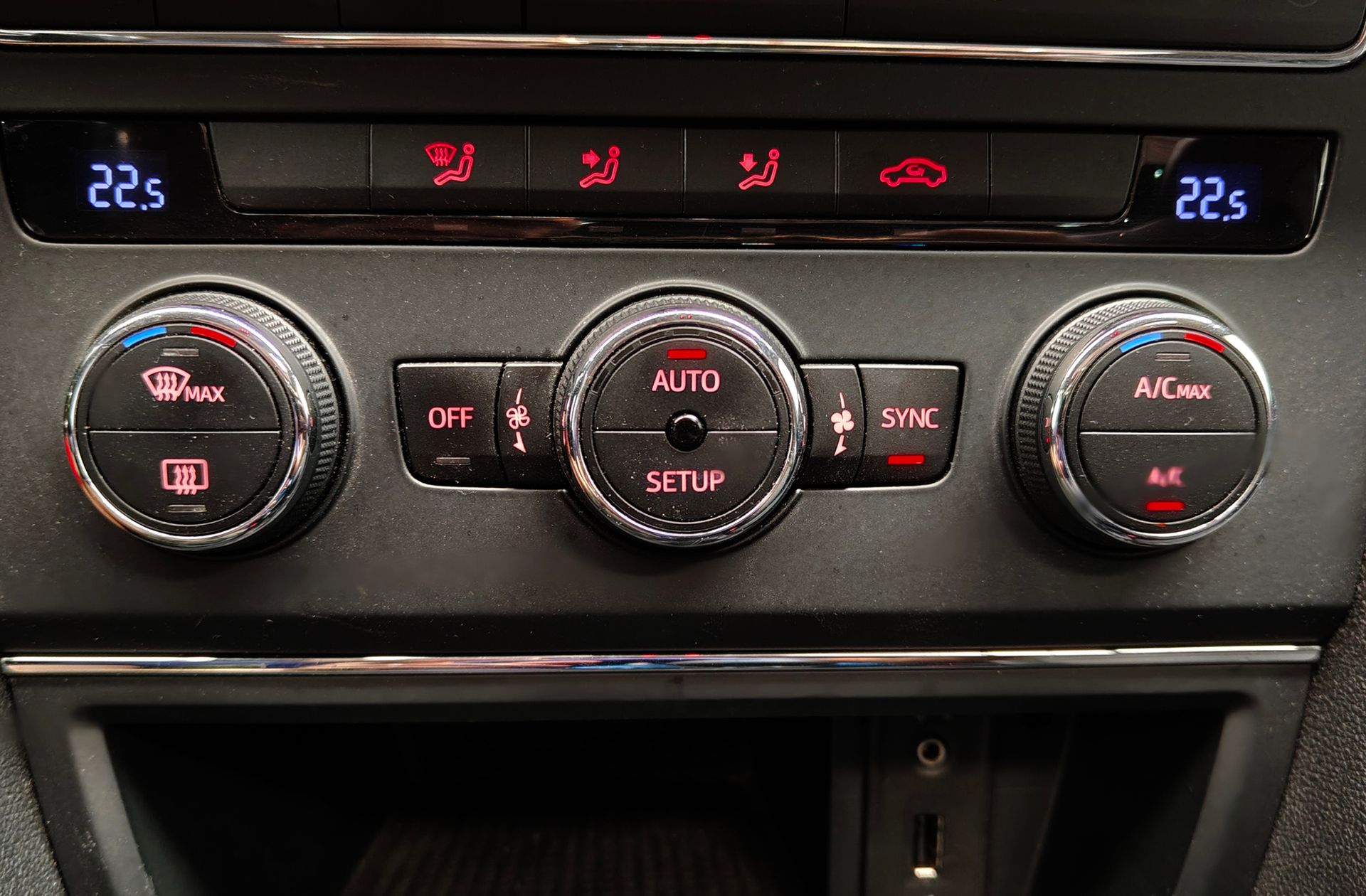 SEAT León ST 2.0 TDI FR - foto 33