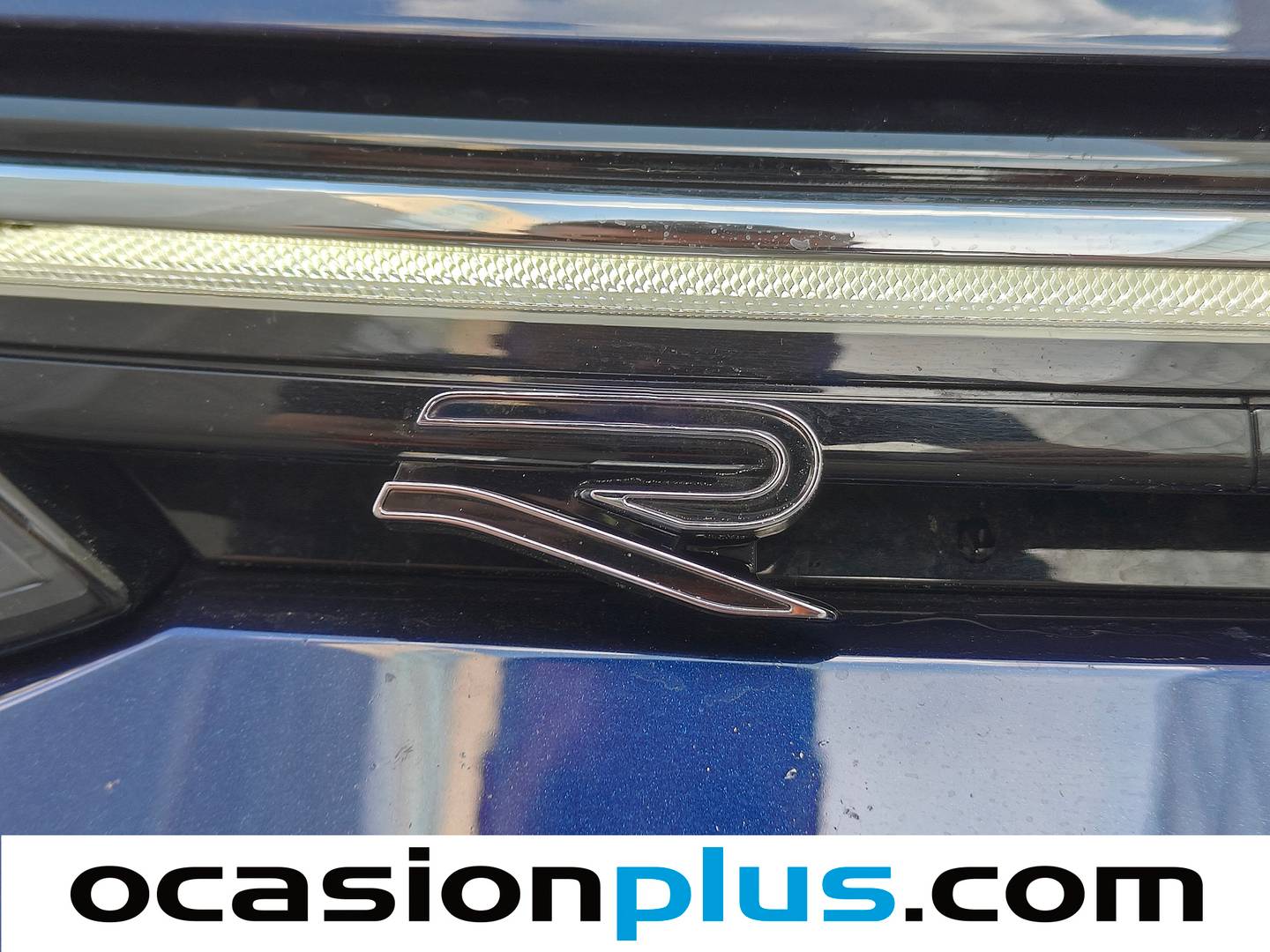 Extras y acabados del Volkswagen Golf Volkswagen Golf R-Line 1.5 eTSI (150 CV) DSG