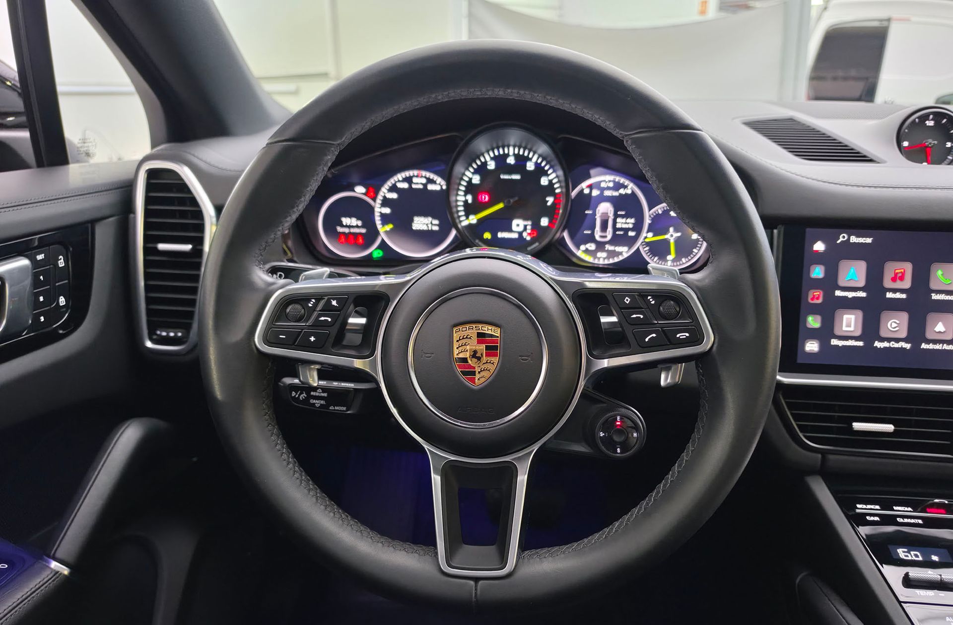 Porsche Cayenne Coupé E-Hybrid Platinum Edition - foto 34