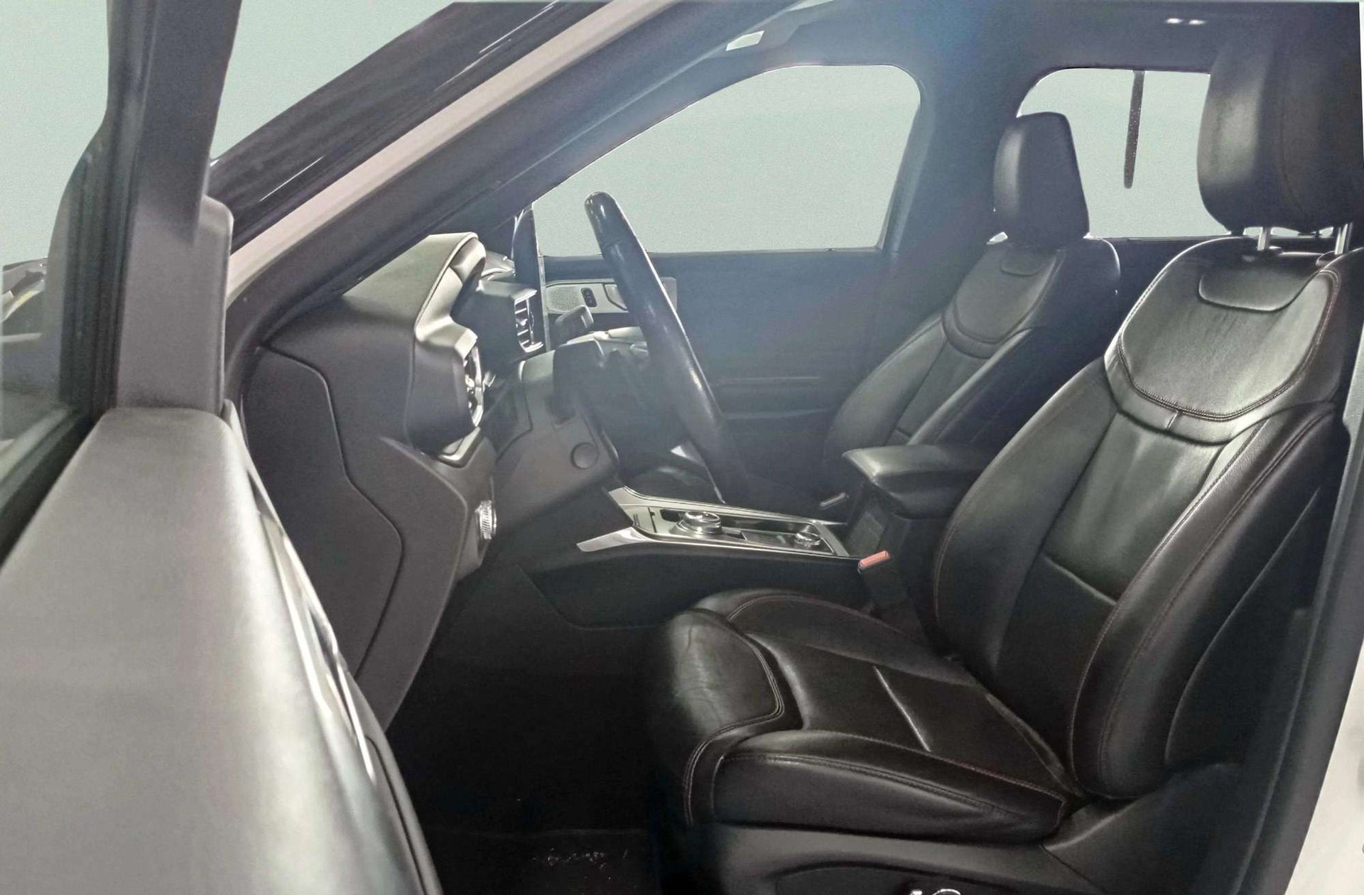 Ford Explorer 3.0 PHEV ST Line AWD 7 plazas - foto 15