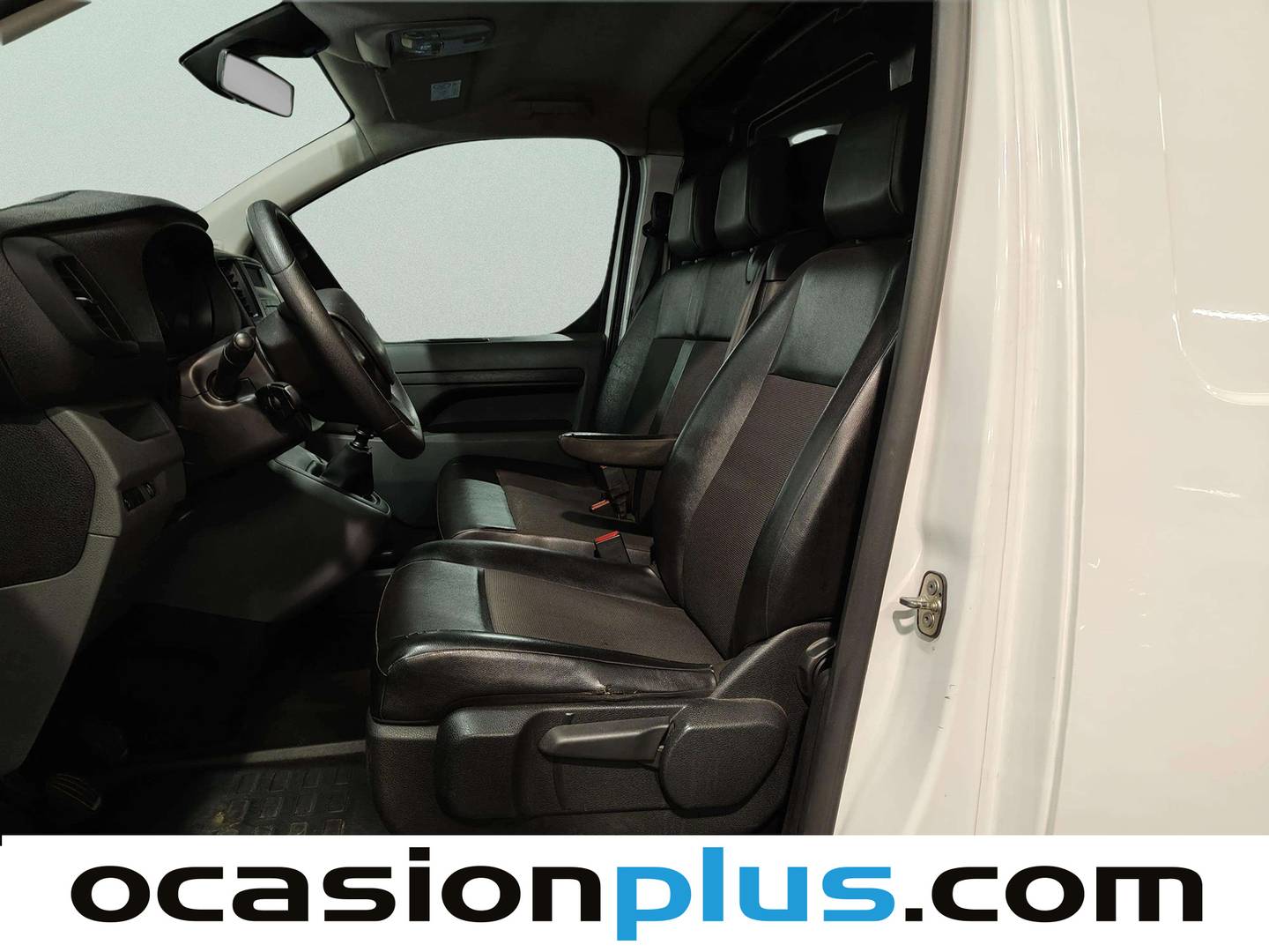 Foto asientos delanteros Citroën Jumpy Citroën Jumpy Furgon BlueHDI 120 Talla XL Club (122 CV)
