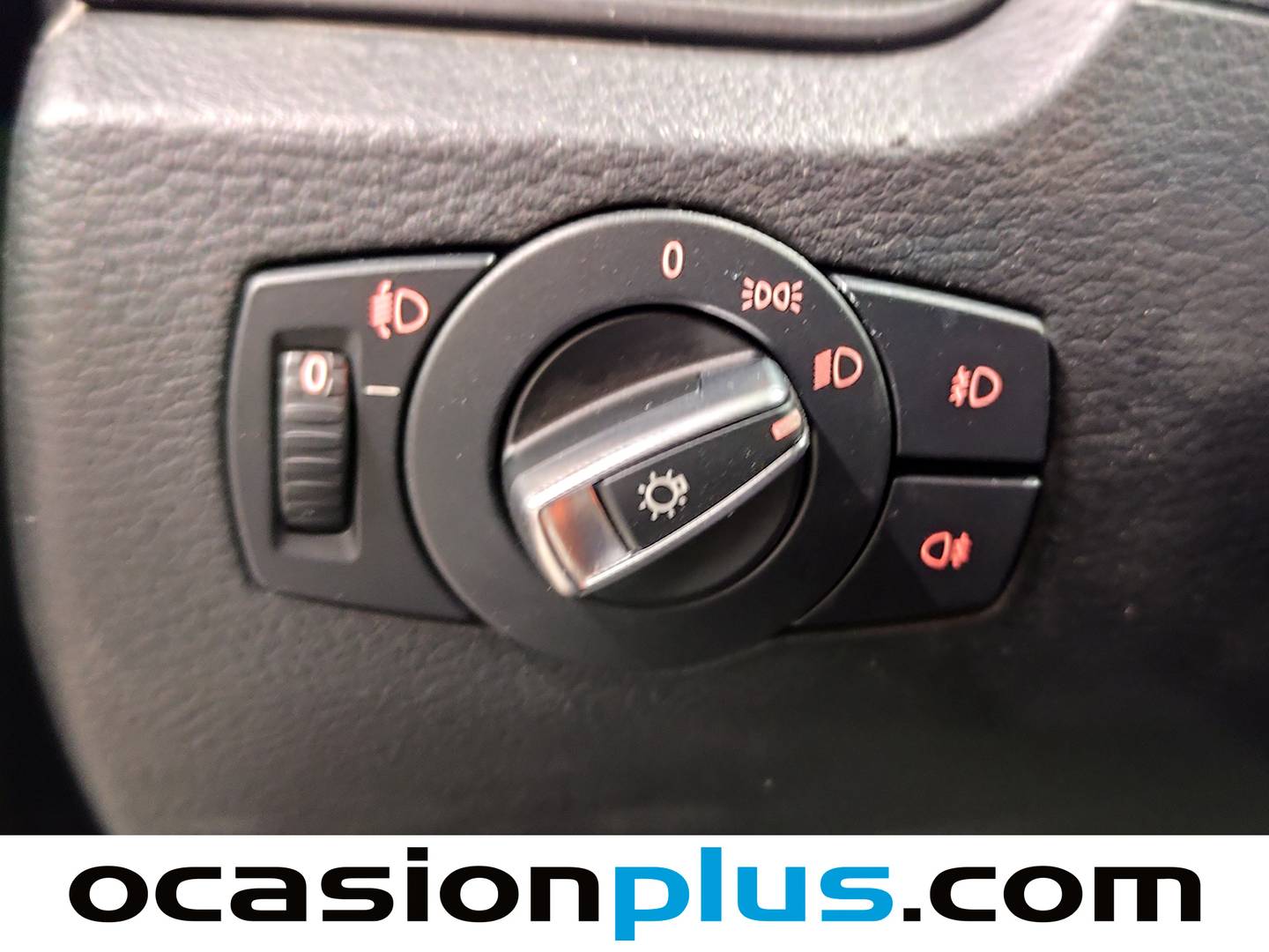 Equipamiento del BMW X1 BMW X1 sDrive20d EfficientDynamics Edition (163 CV)
