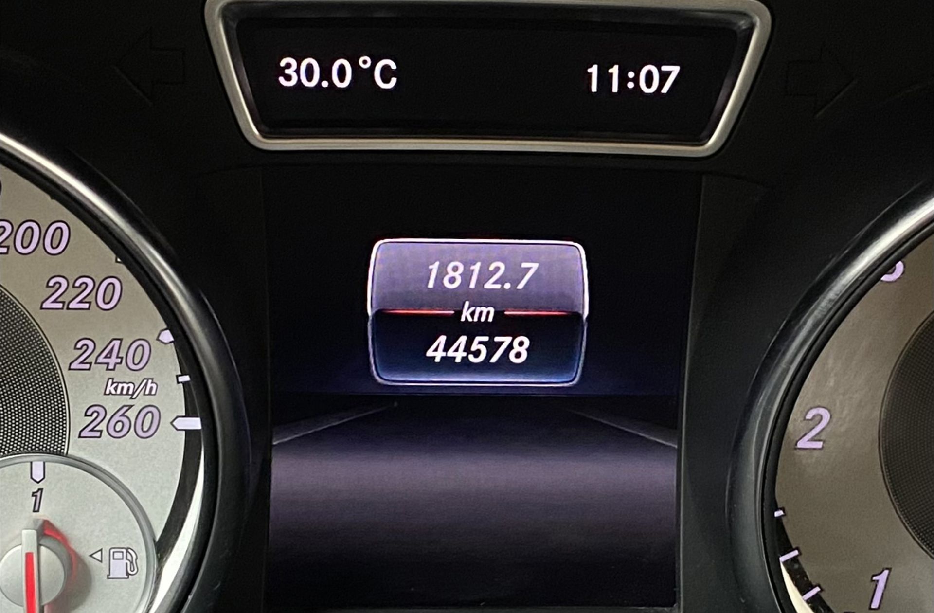 Mercedes-Benz GLA 200 d Urban - foto 8