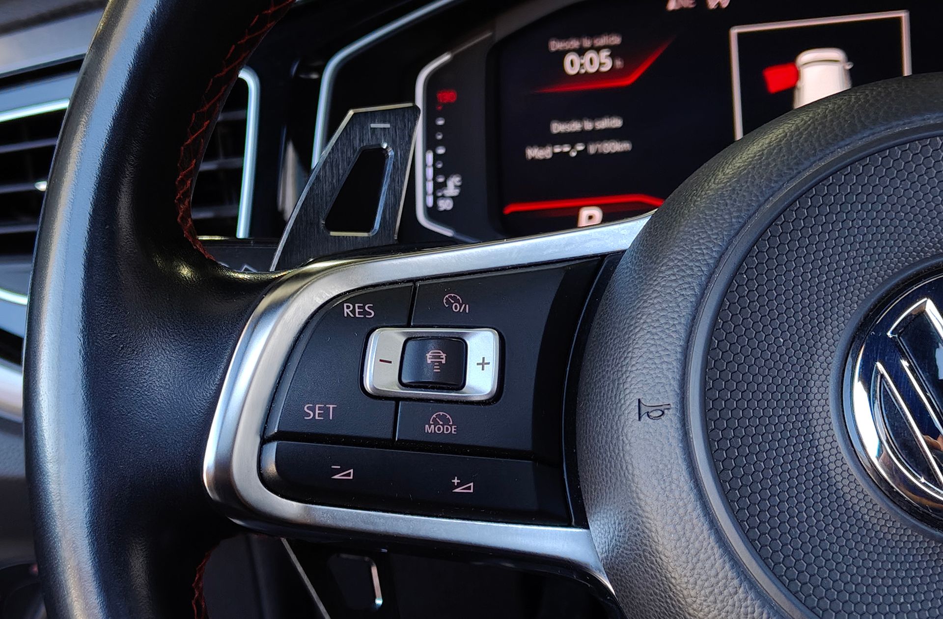 Volkswagen Polo GTI 2.0 TSI DSG - foto 32