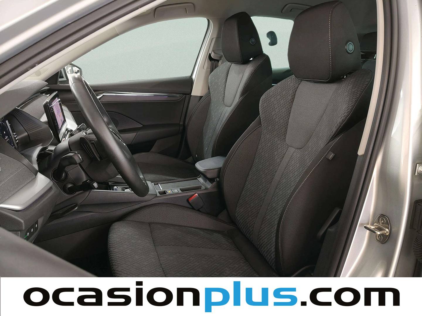 Foto asientos delanteros Skoda Octavia Skoda Octavia 1.5 TSI m-HEV Selection DSG (150 CV)