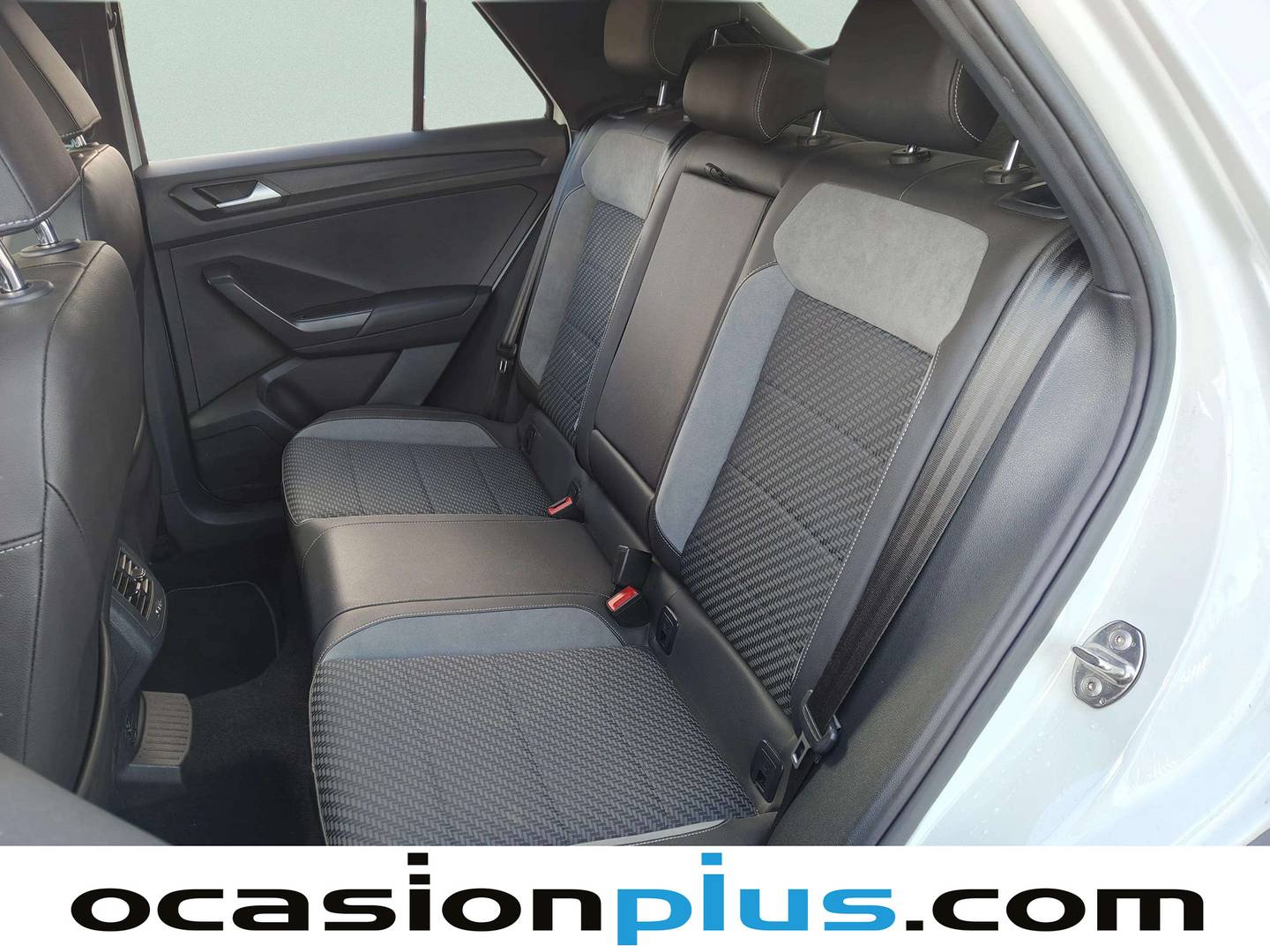 Foto Volkswagen T-Roc Volkswagen T-Roc Sport 2.0 TSI 4Motion (190 CV) DSG