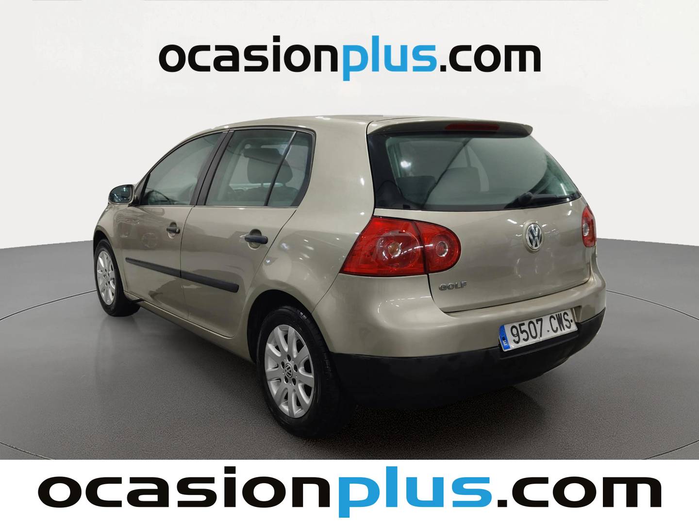 Foto trasera Volkswagen Golf Volkswagen Golf Highline 2.0 FSI (150 CV) izquierda