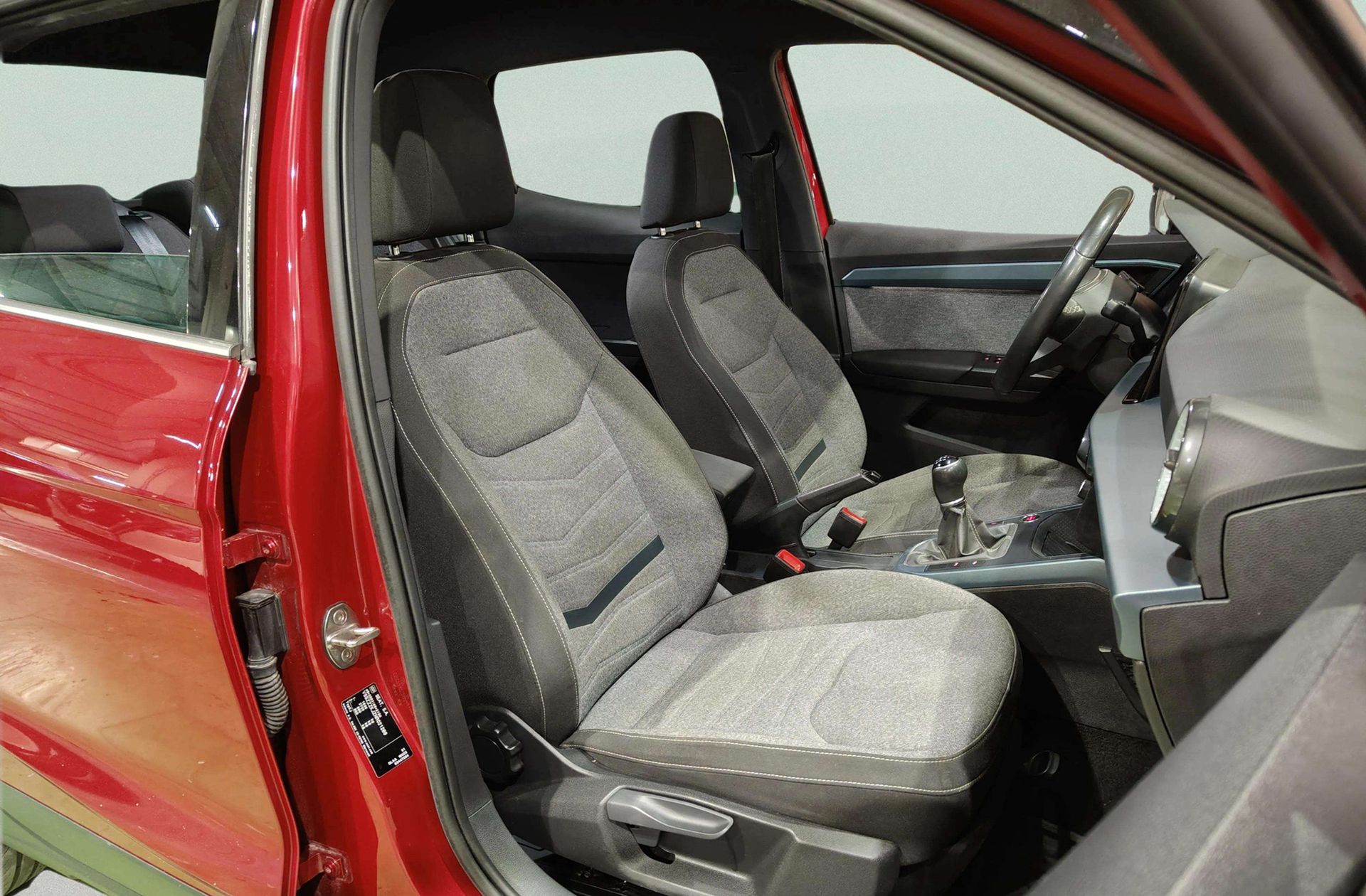 SEAT Arona 1.0 TSI Xperience Plus - foto 19
