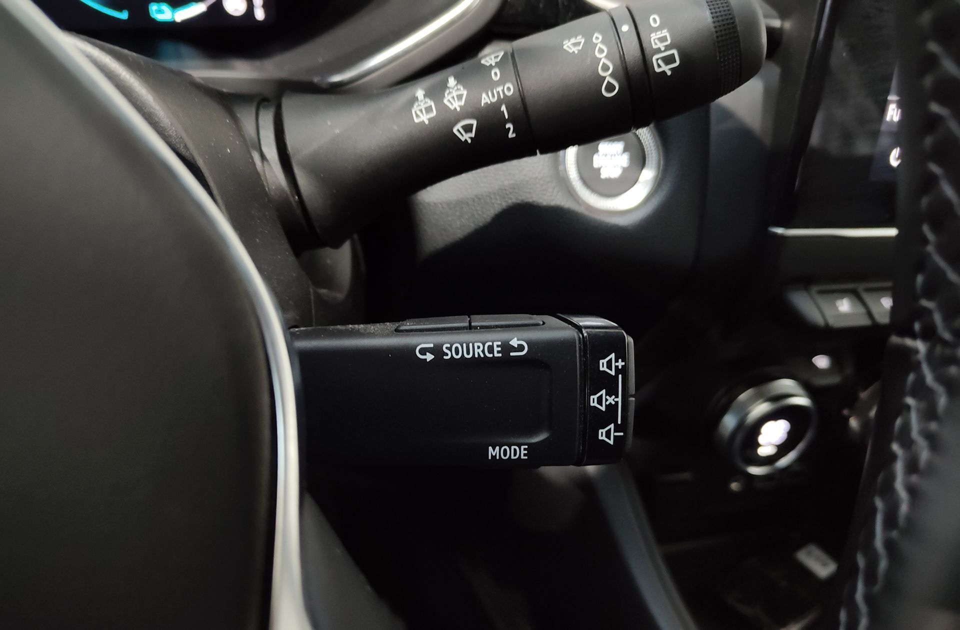 Mitsubishi ASX 160 PHEV Kaiteki - foto 26