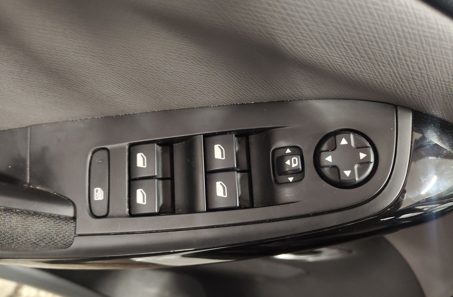 Citroën C4 Grand SpaceTourer PureTech 130 Feel 7 plazas - foto 35