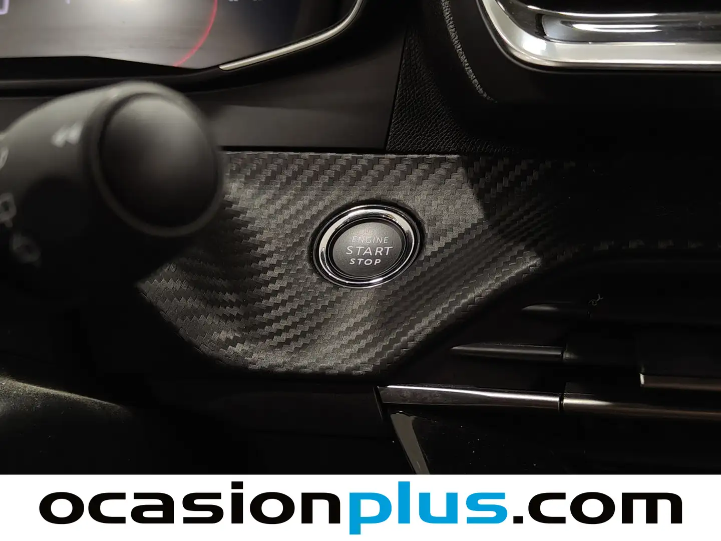 Foto Peugeot 2008 Peugeot 2008 Allure Hybrid eDCS6  (136 CV)