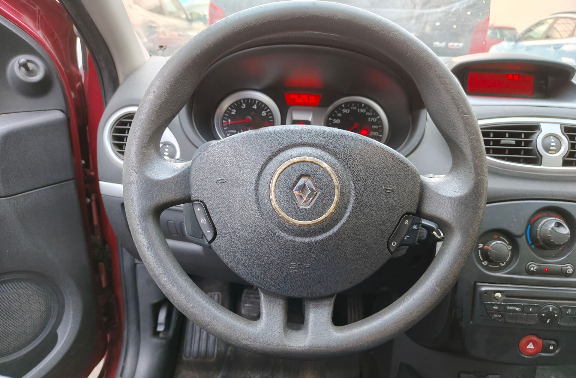 Renault Clio Expression 1.2 16v - foto 17