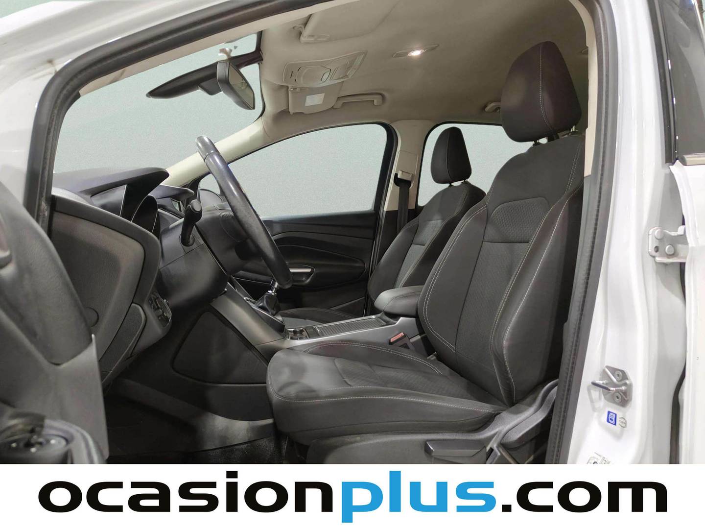 Foto asientos delanteros Ford Kuga Ford Kuga 1.5 EcoBoost Trend+ 4x2 (150 CV)