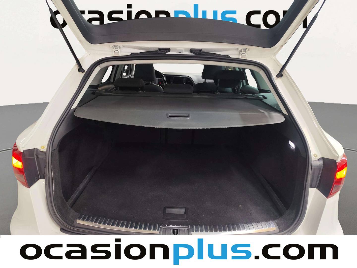 Fotos maletero Seat León Seat León ST 2.0 TDI S&S FR (150 CV)
