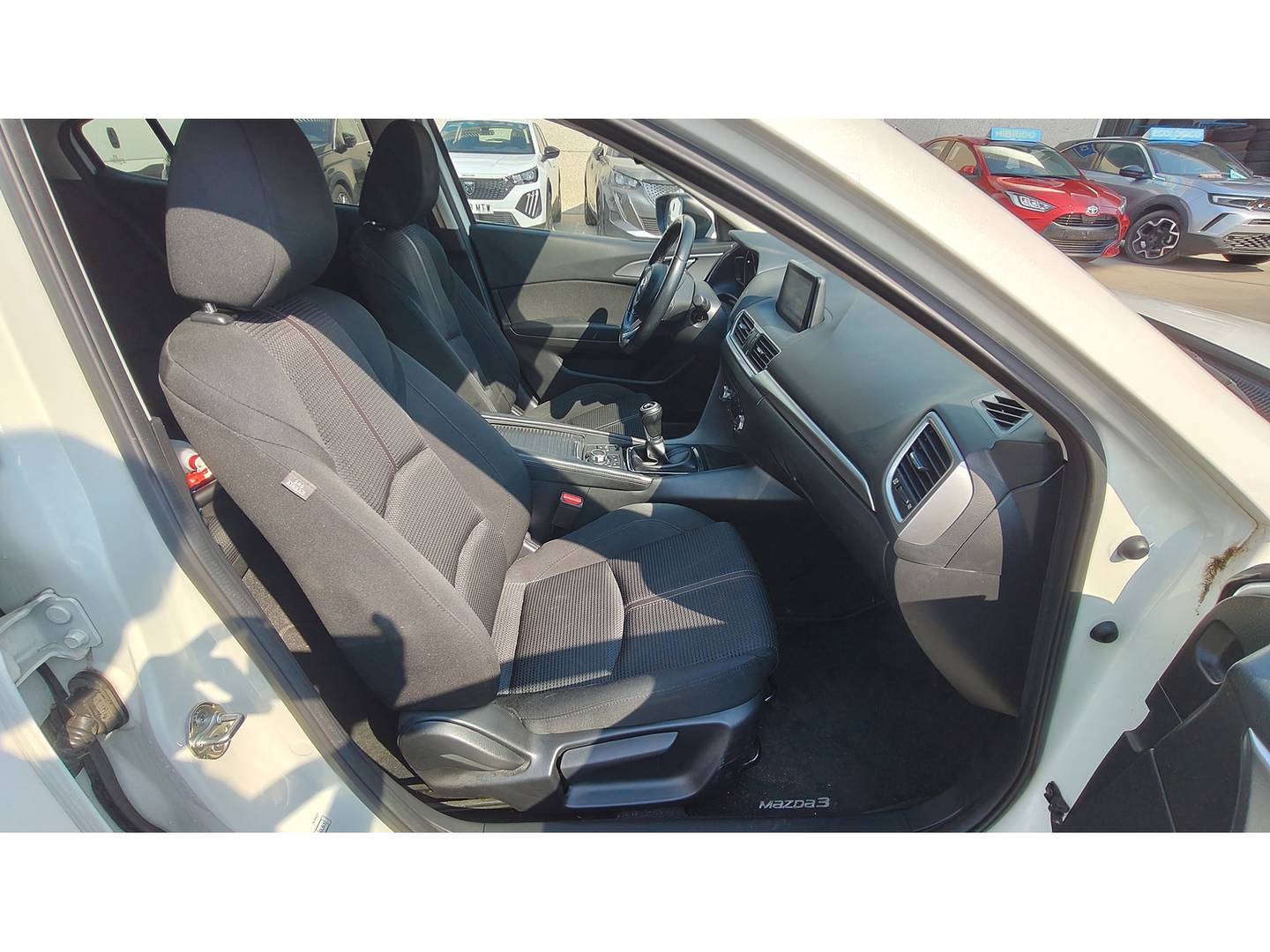 Foto Mazda Mazda3 Mazda Mazda 3 2.2 DE MT Style+Navegador (150 CV)