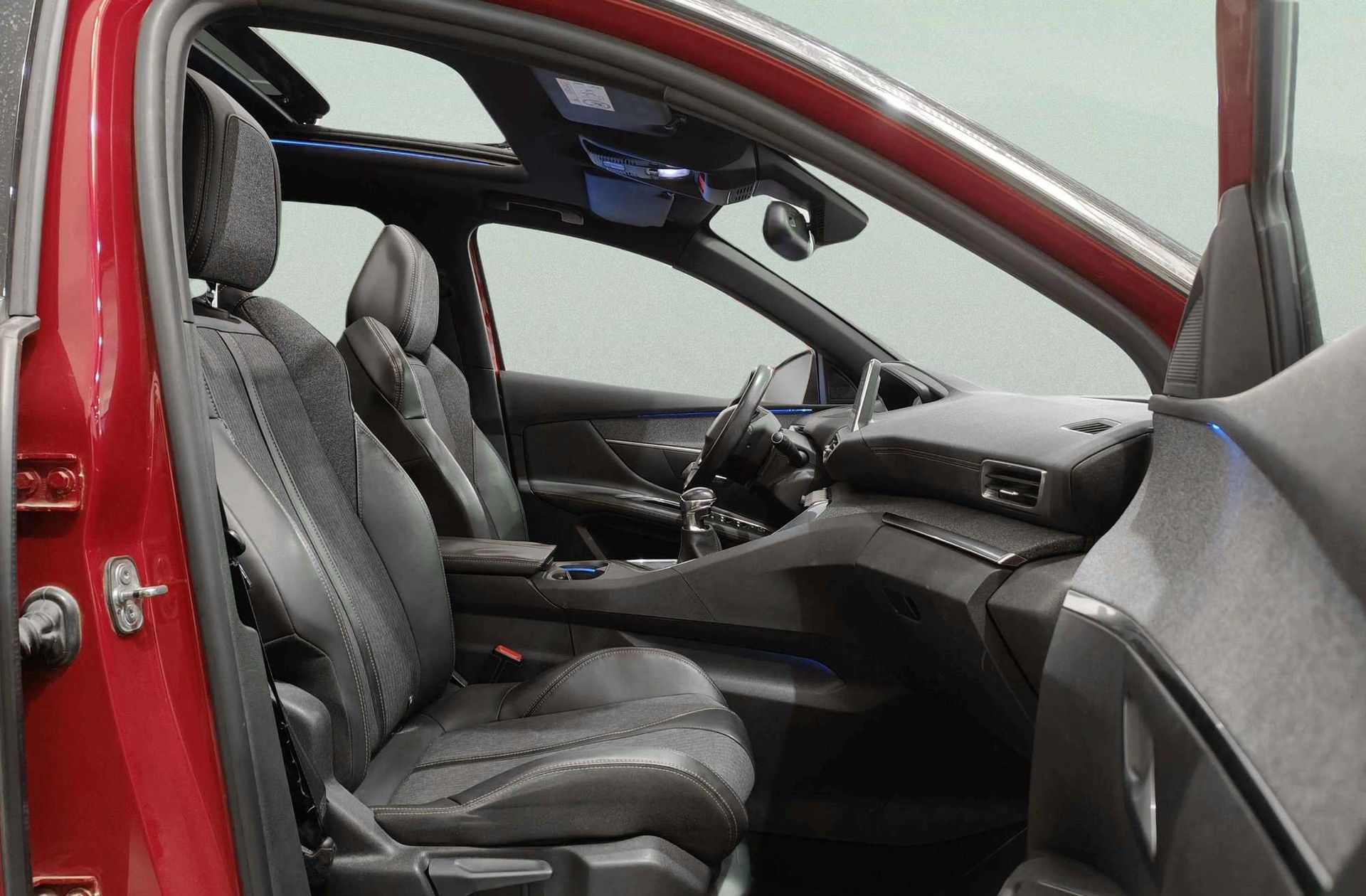 Peugeot 3008 BlueHDi 120 GT-Line - foto 29