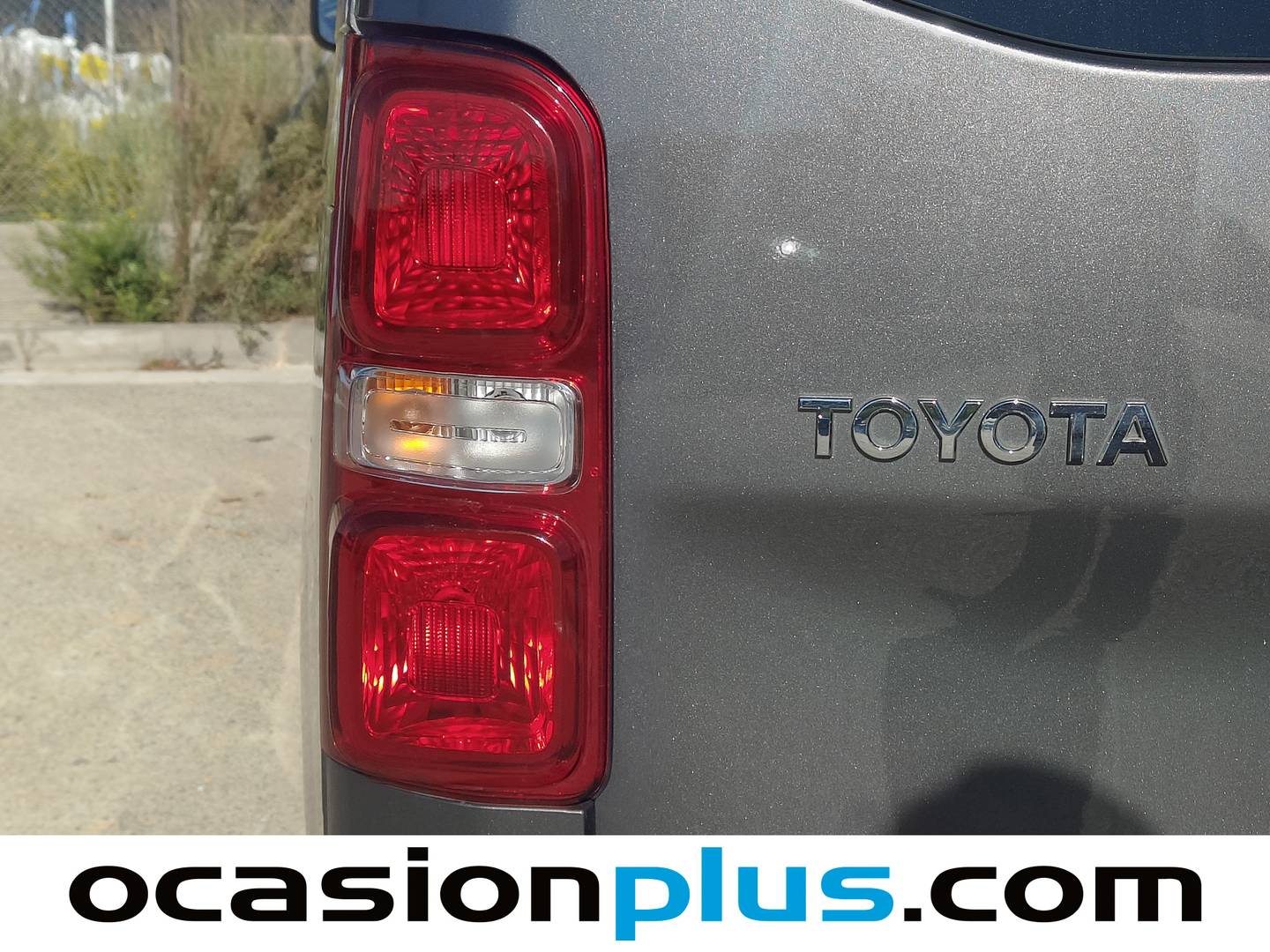 Foto Toyota Proace Verso Toyota Proace Verso 2.0D VX Plus Shuttle L1 (145 CV) 8 Plazas