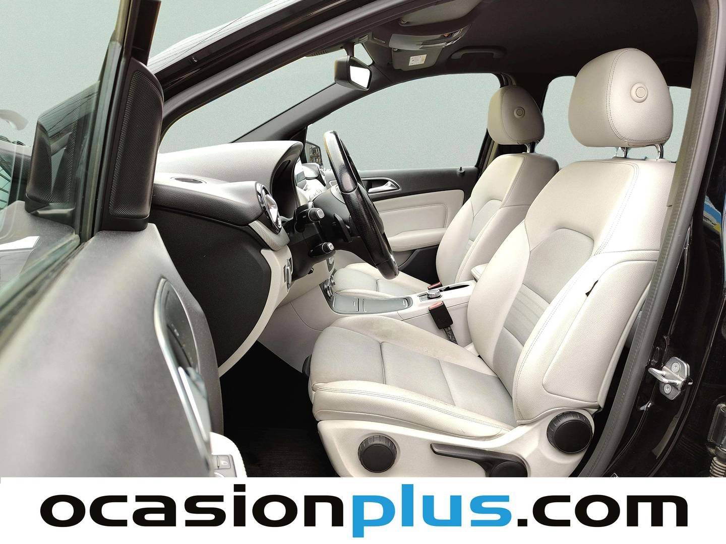 Foto asientos delanteros Mercedes Clase B Mercedes Clase B 200 d (136 CV)