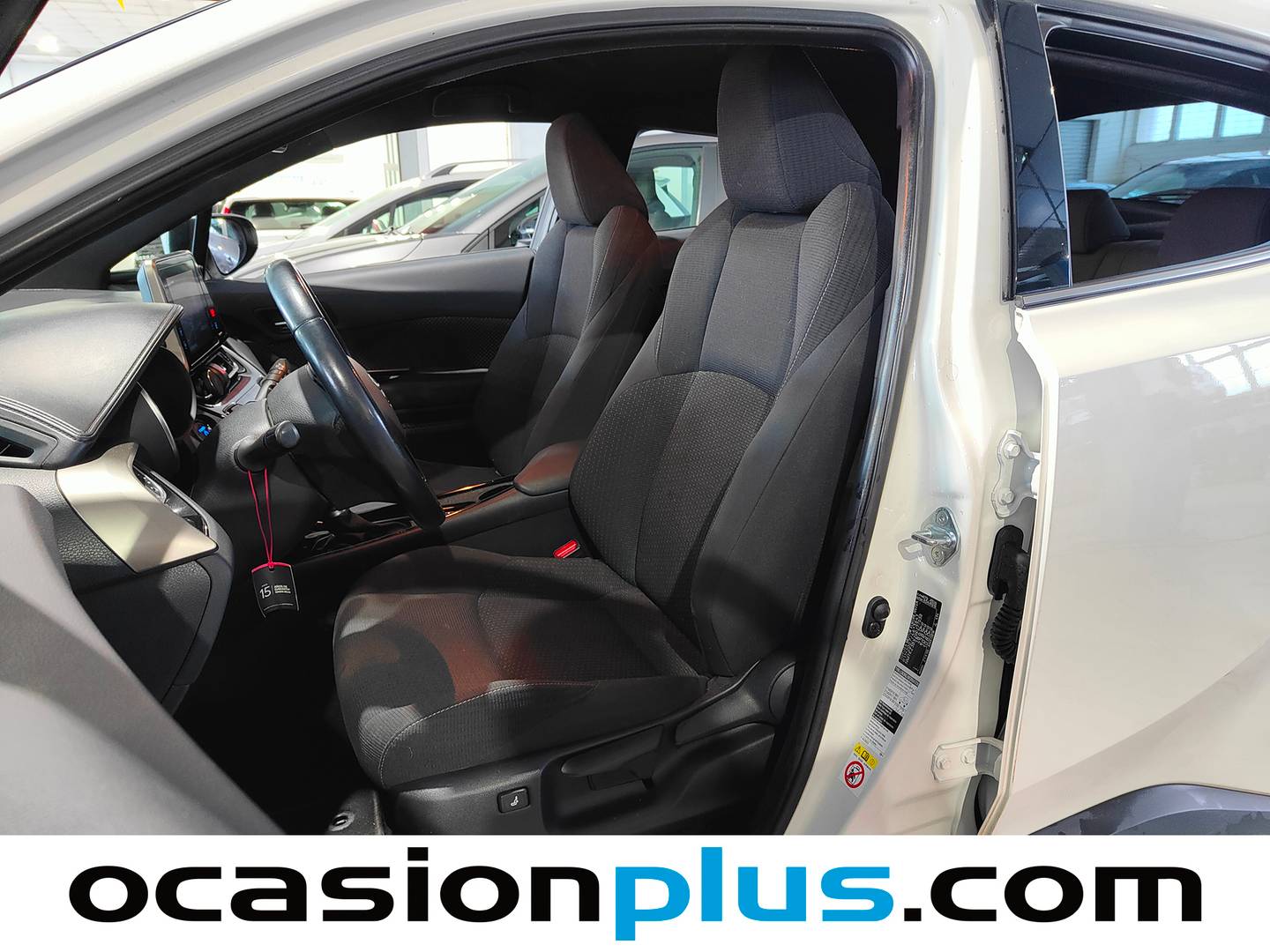 Foto asientos delanteros Toyota C-HR Toyota C-HR 1.8 125H Advance (122 CV)