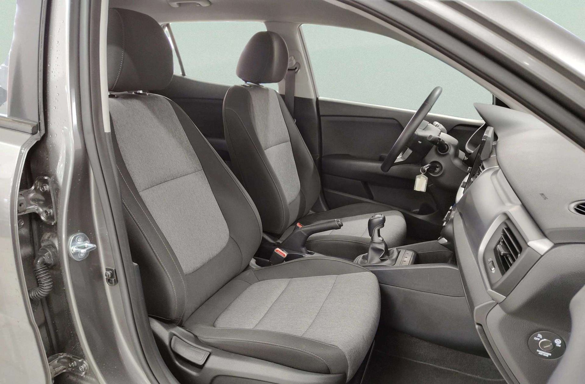 Kia Stonic 1.0 T-GDi MHEV Concept - foto 18