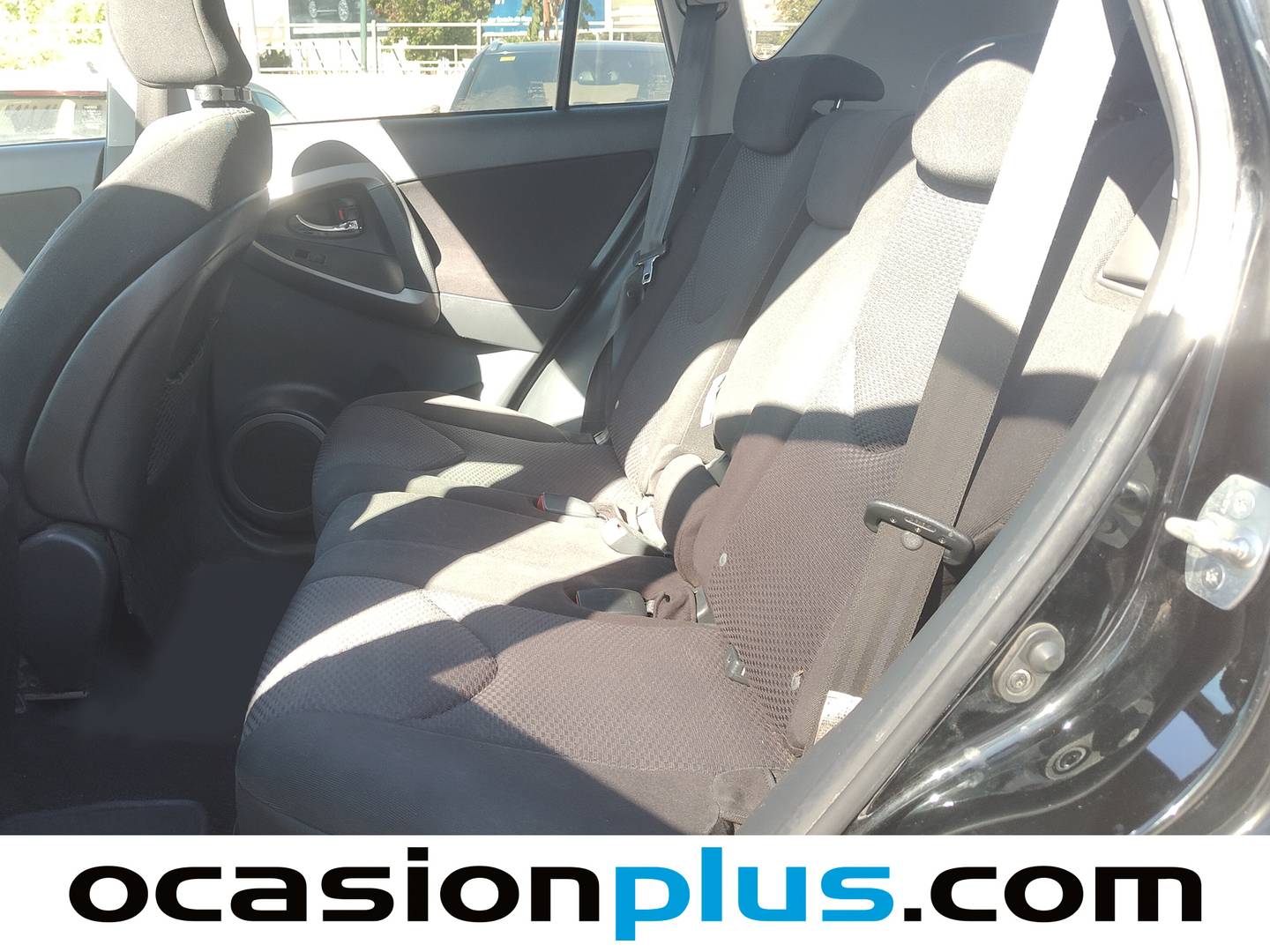 Foto asientos traseros Toyota Rav4 Toyota Rav4 2.2 D-4D Sol (136 CV)