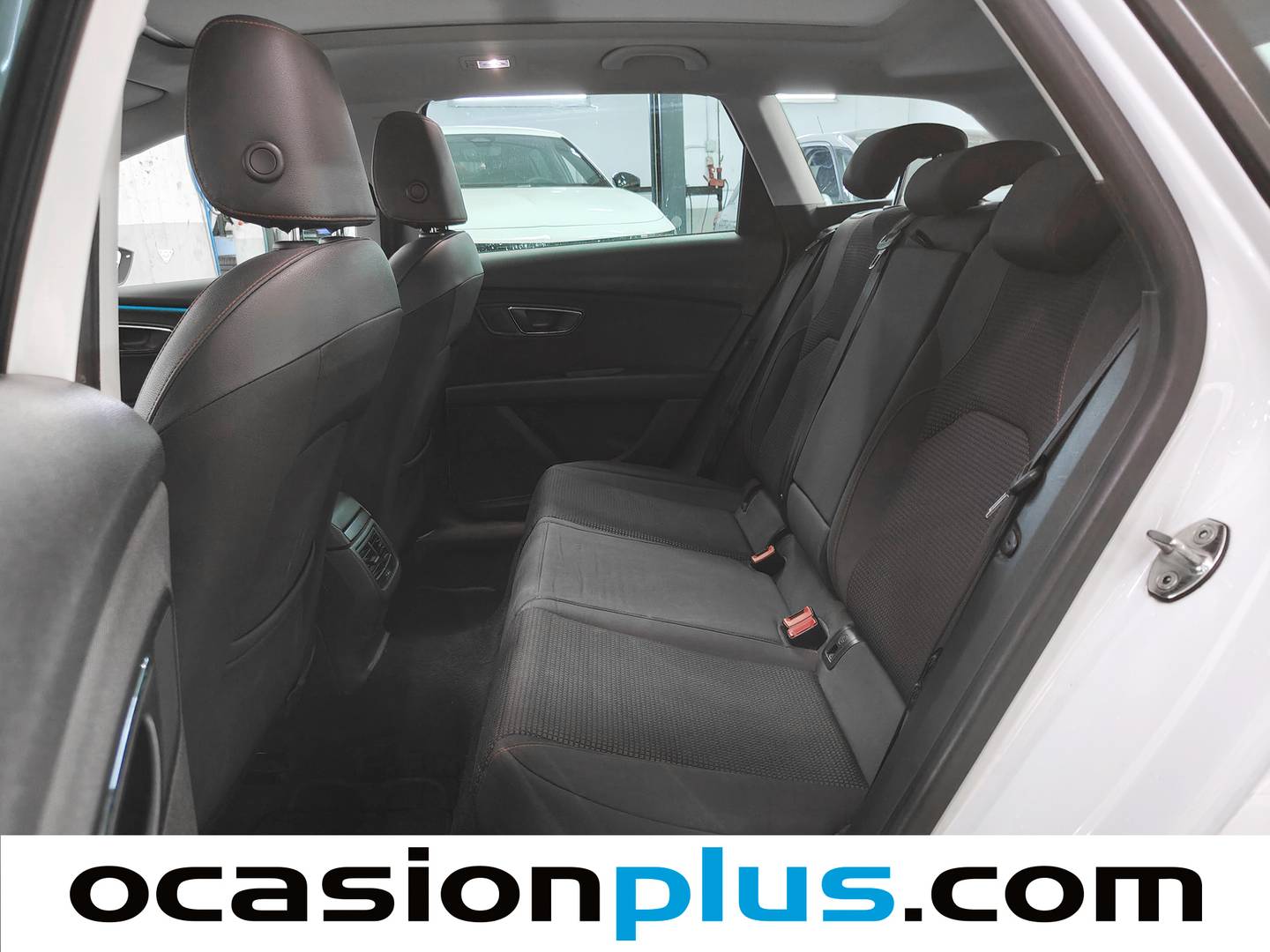 Foto asientos traseros Seat León Seat León ST 1.4 TSI S&S FR Advanced (125 CV)