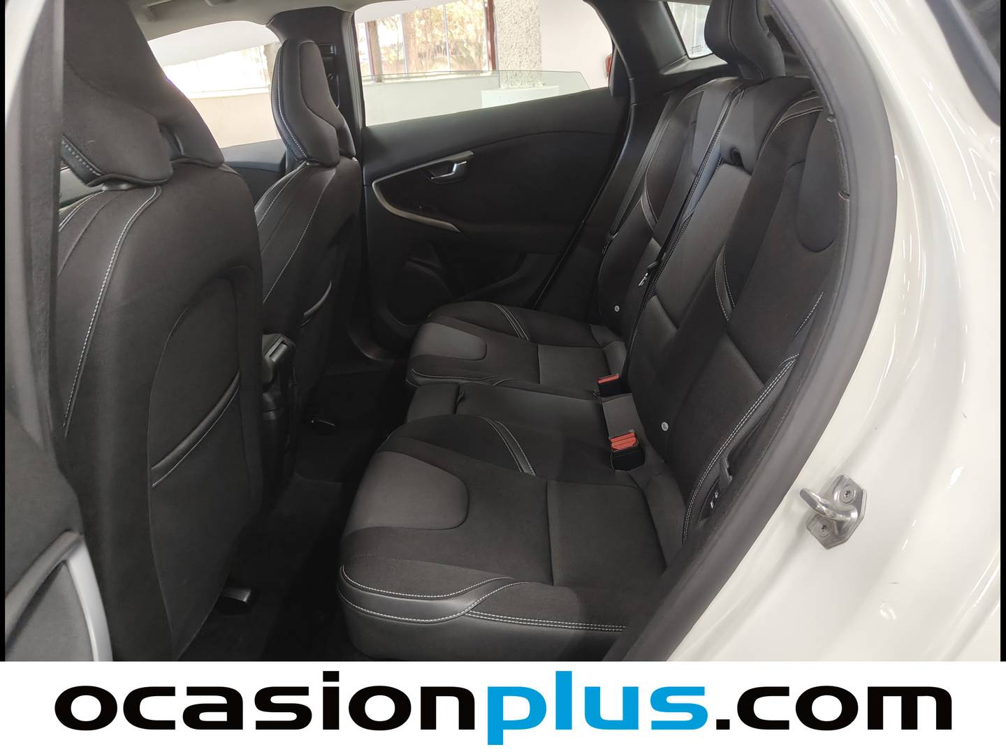 Foto Volvo V40 Volvo V40 T2 Momentum (122 CV)