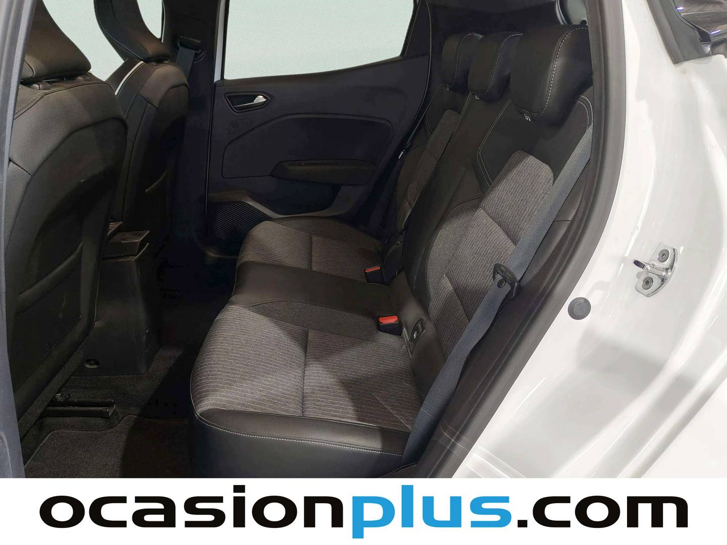 Foto asientos traseros Renault Clio Renault Clio Engineered E-Tech híbrido (140 CV)