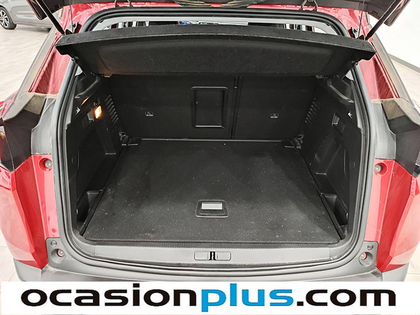 Foto Peugeot 3008 Peugeot 3008 SUV PureTech 130 S&S Active (130 CV)