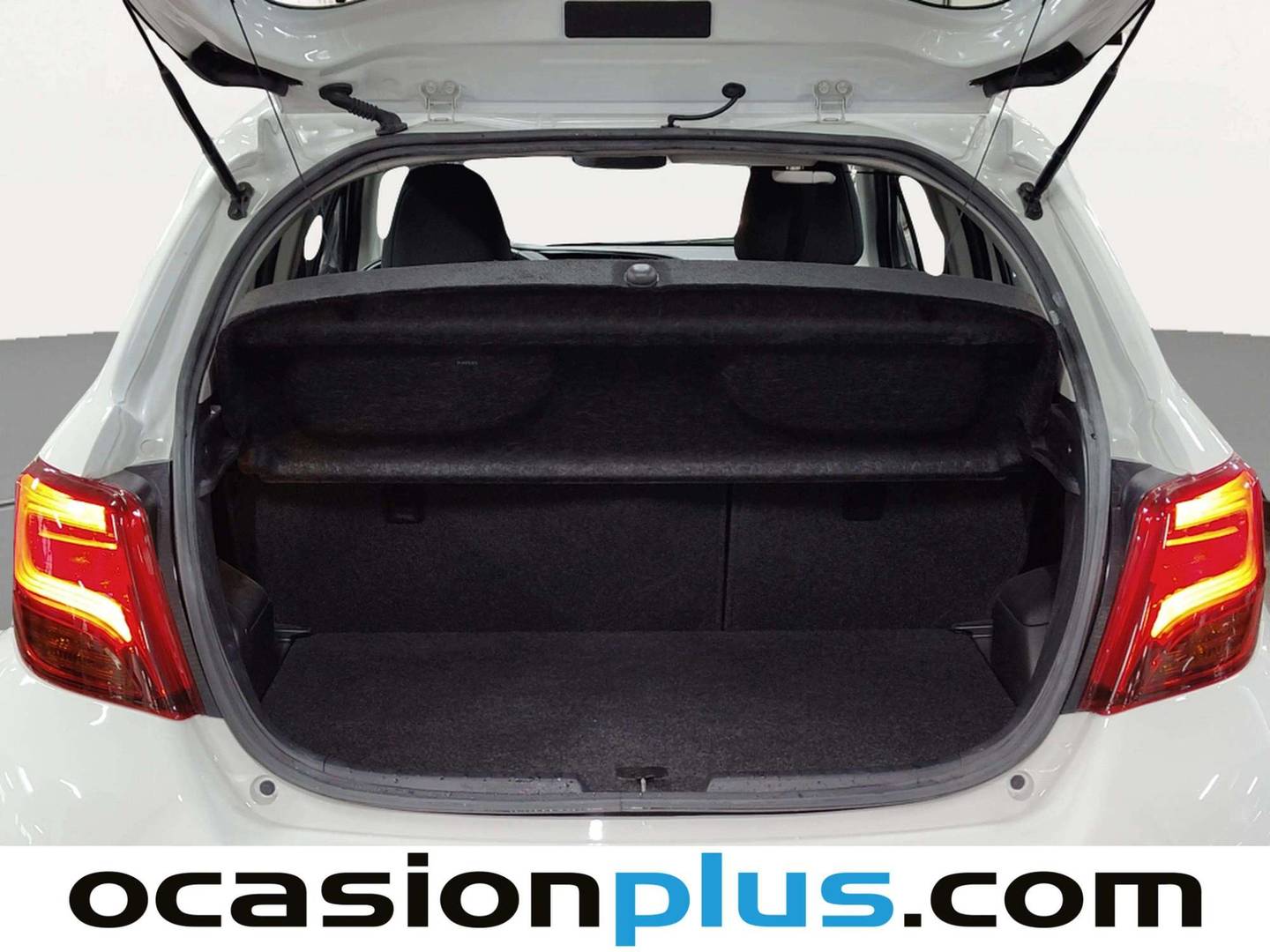 Fotos maletero Toyota Yaris Toyota Yaris 1.5 Hybrid Active (100 CV)