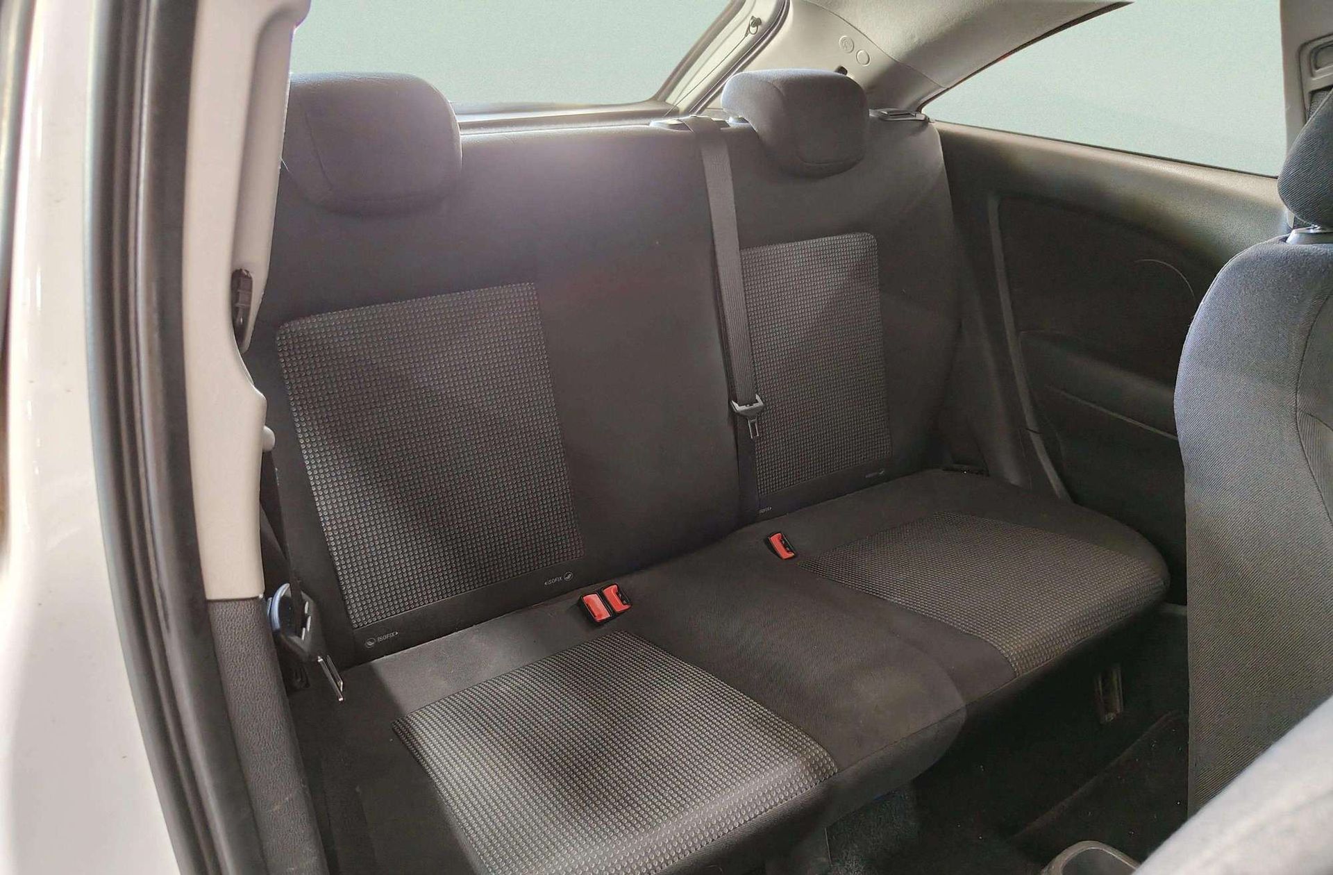 Opel Corsa 1.3 ecoFlex Essentia - foto 13