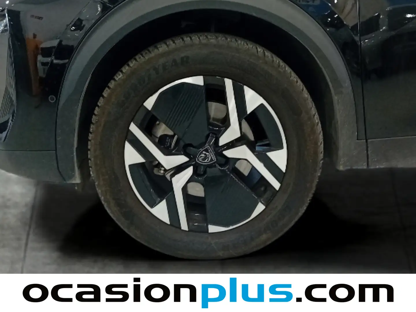 Foto Peugeot 2008 Peugeot 2008 Allure Hybrid eDCS6 (145 CV)