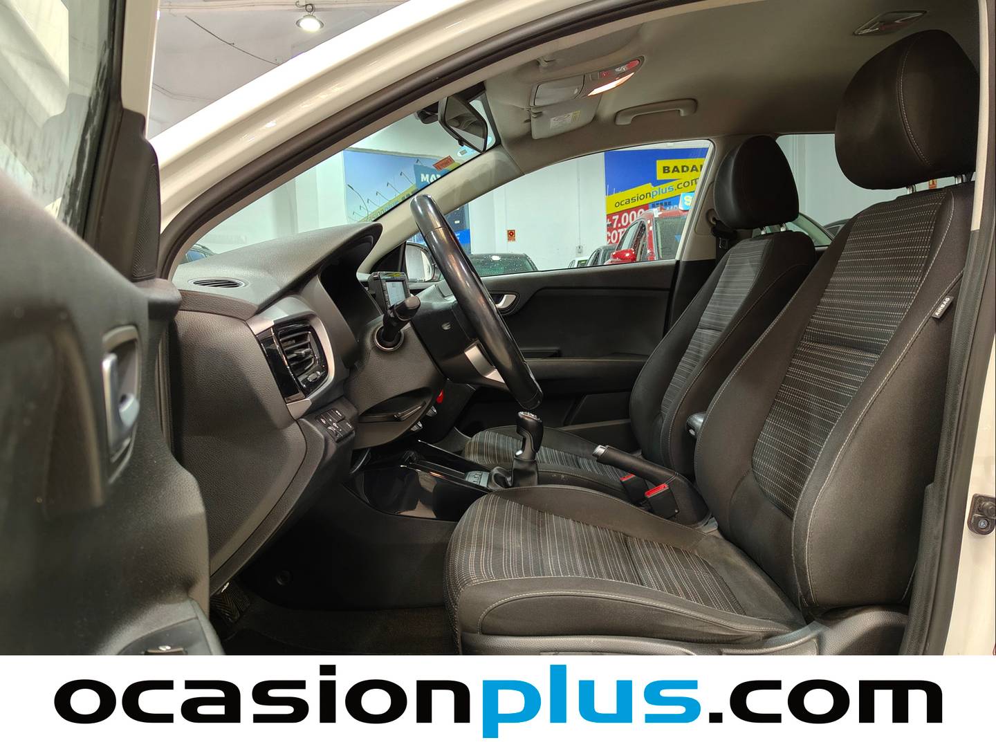 Foto asientos delanteros KIA Stonic KIA Stonic 1.0 T-GDi Eco-Dynamic Drive (120 CV)