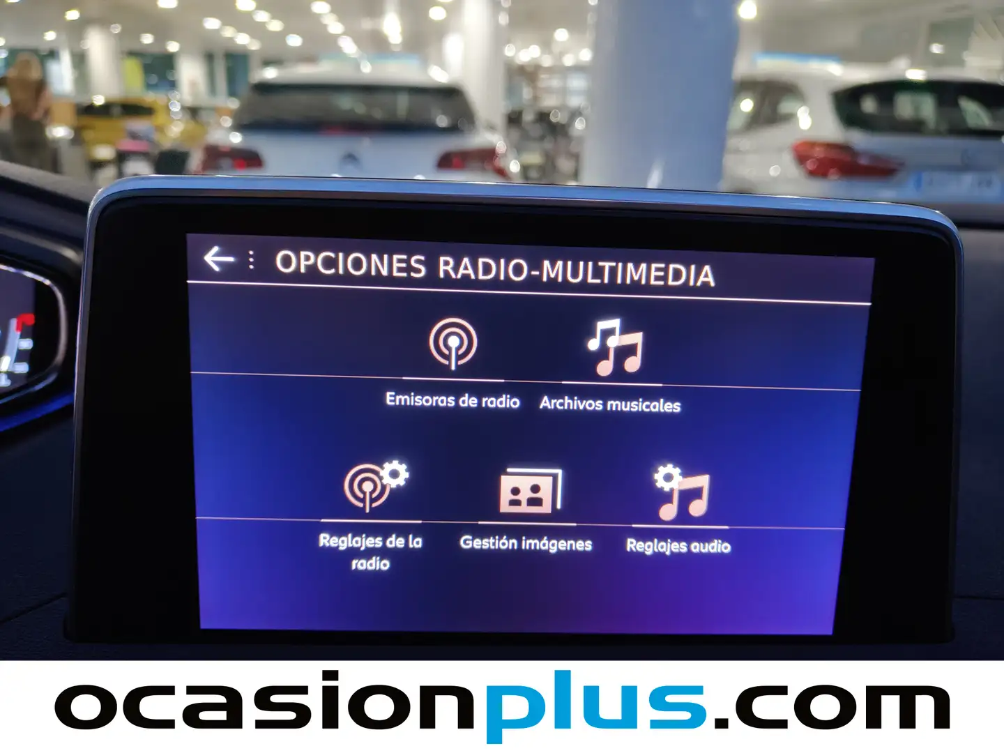 Foto Peugeot 3008 Peugeot 3008 PureTech 130 S&S GT Line (130 CV)