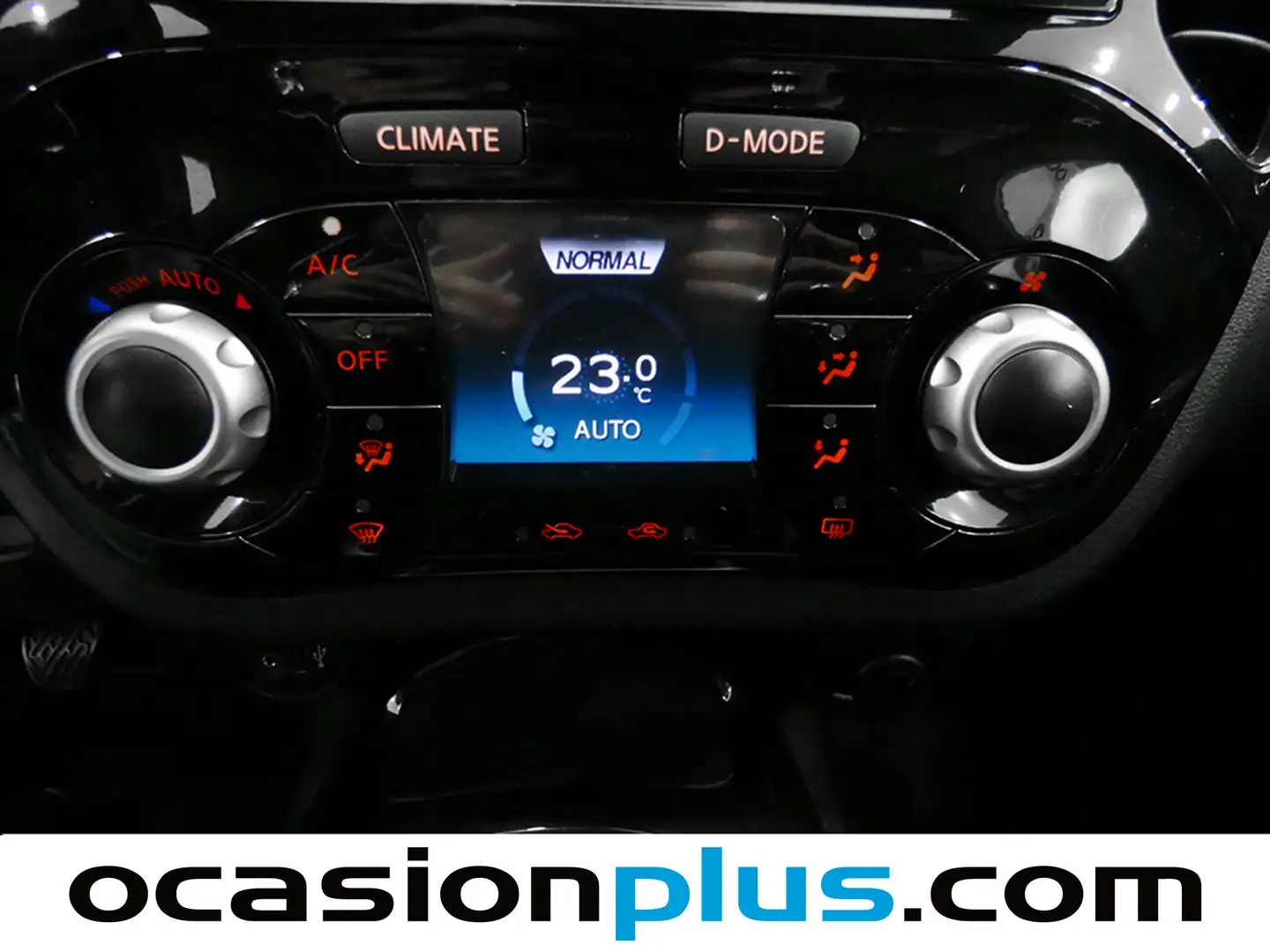 Foto Nissan JUKE Nissan Juke DIG-T N-Connecta 4x2 (115 CV)