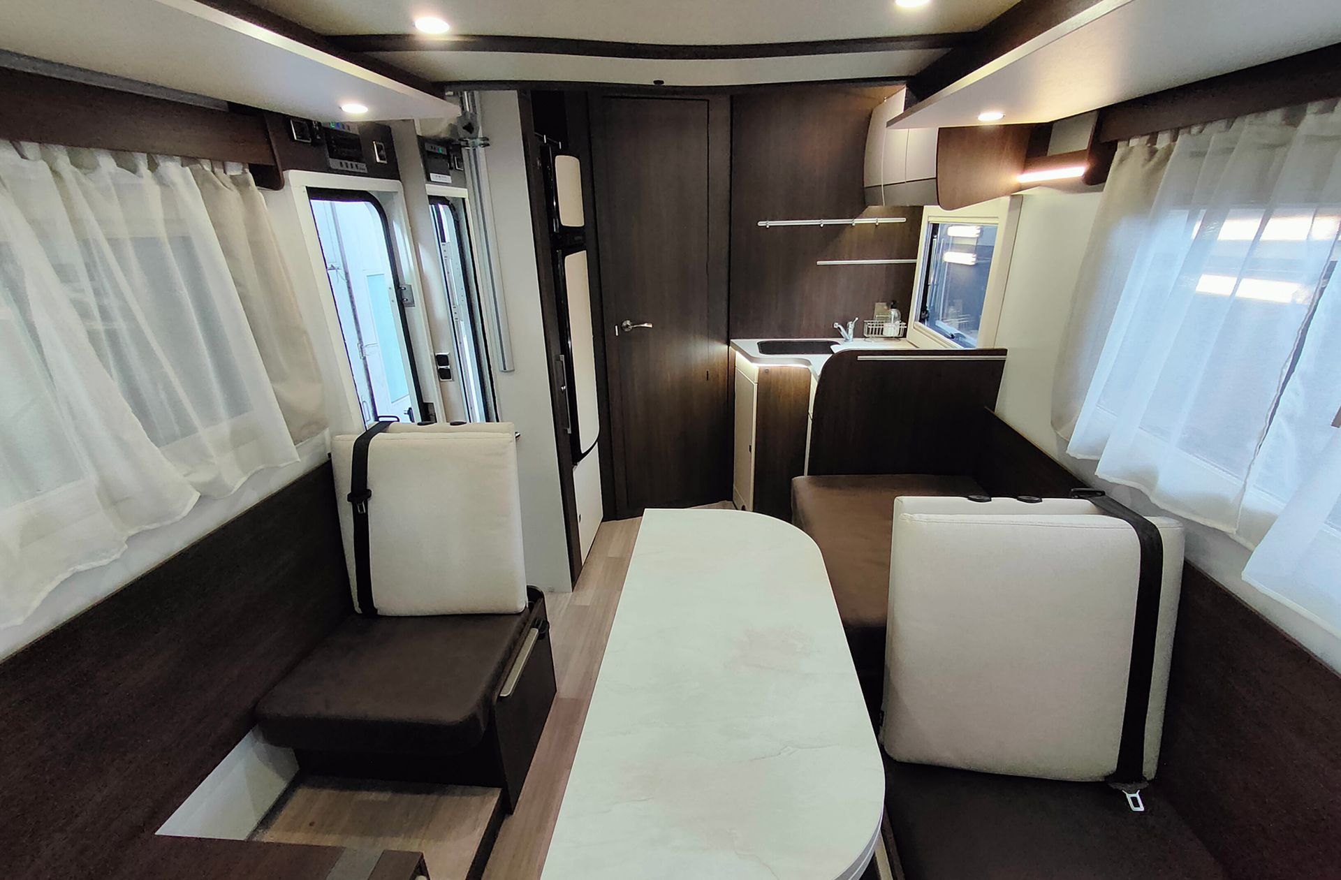 Benimar Tessoro 488 4 plazas - foto 13