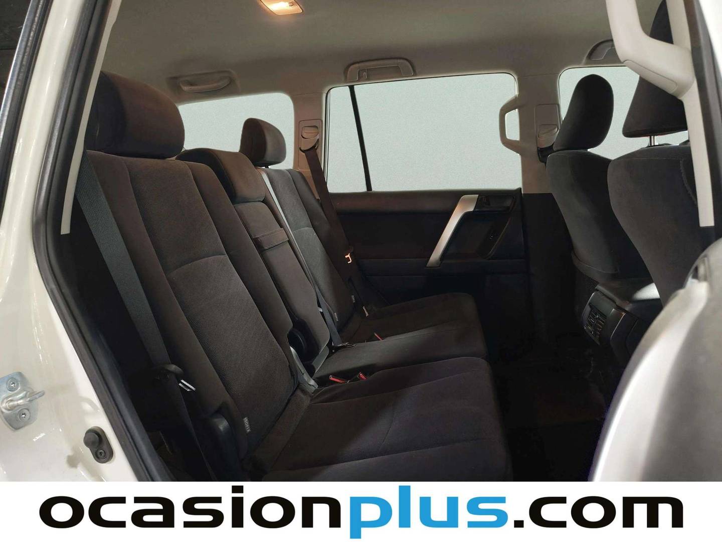 Toyota Land Cruiser Toyota Land Cruiser 2.8 D-4D GX (177 CV) 7 Plazas al mejor precio